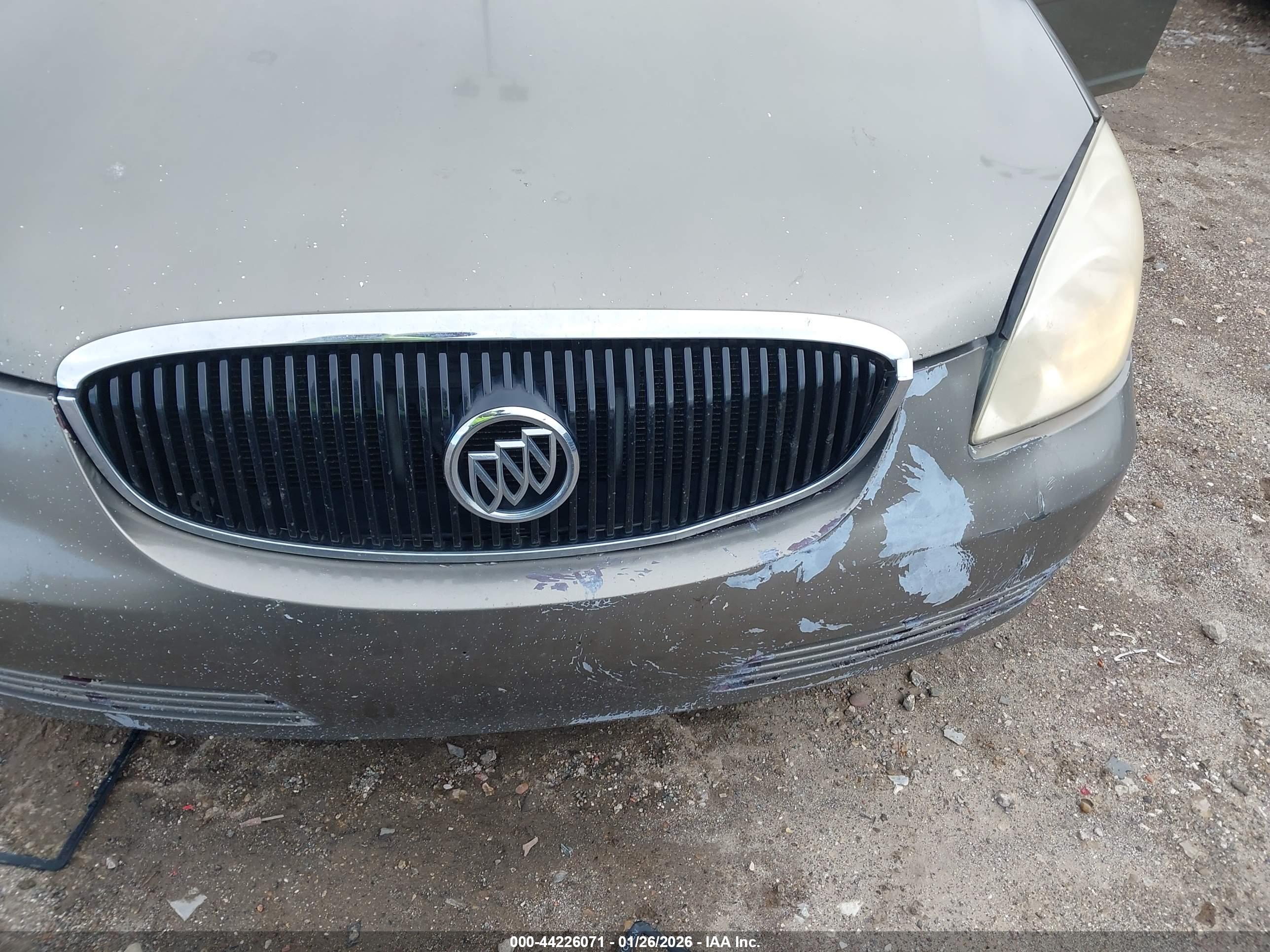 BUICK LUCERNE image 6