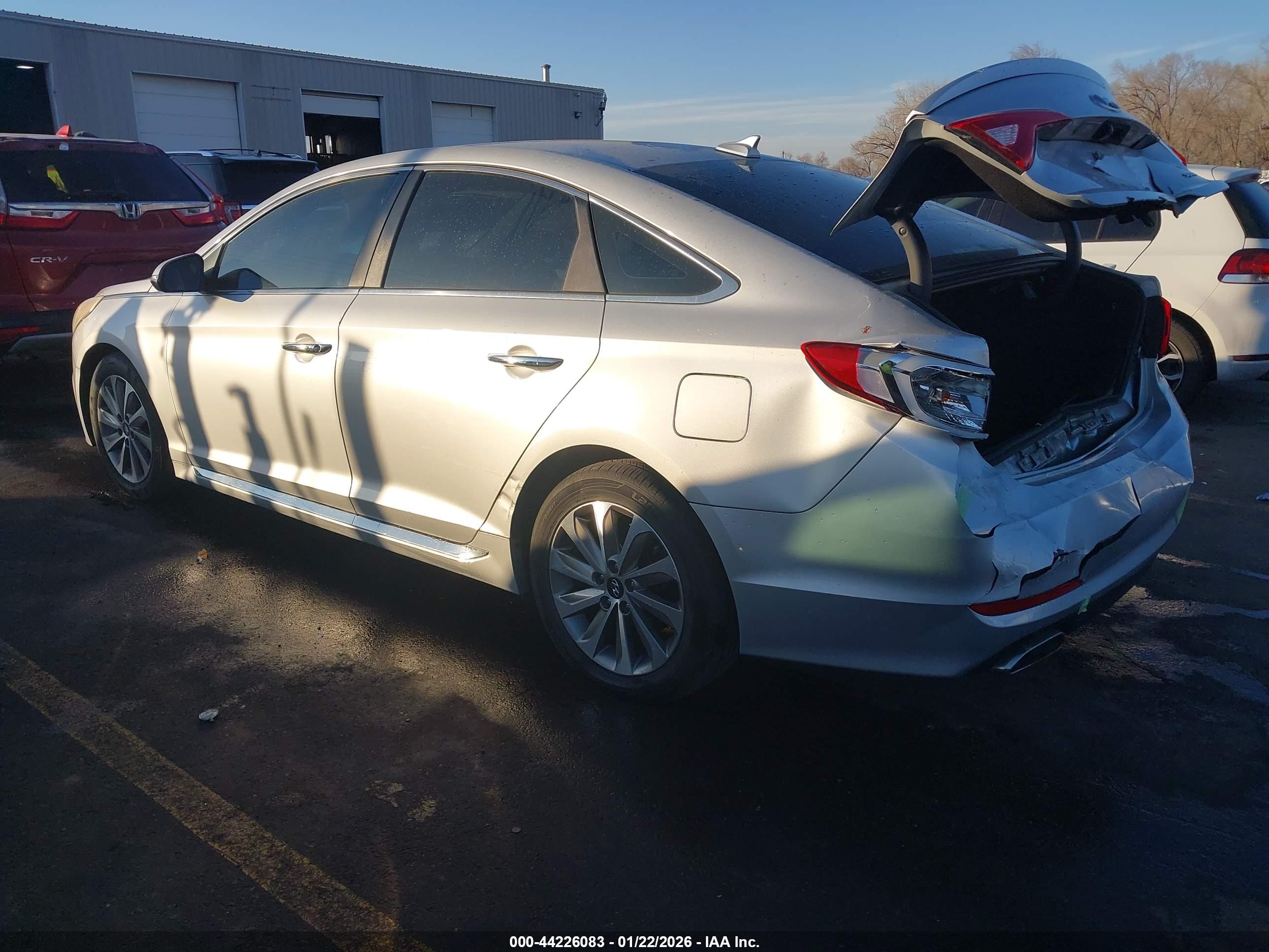 HYUNDAI SONATA image 3