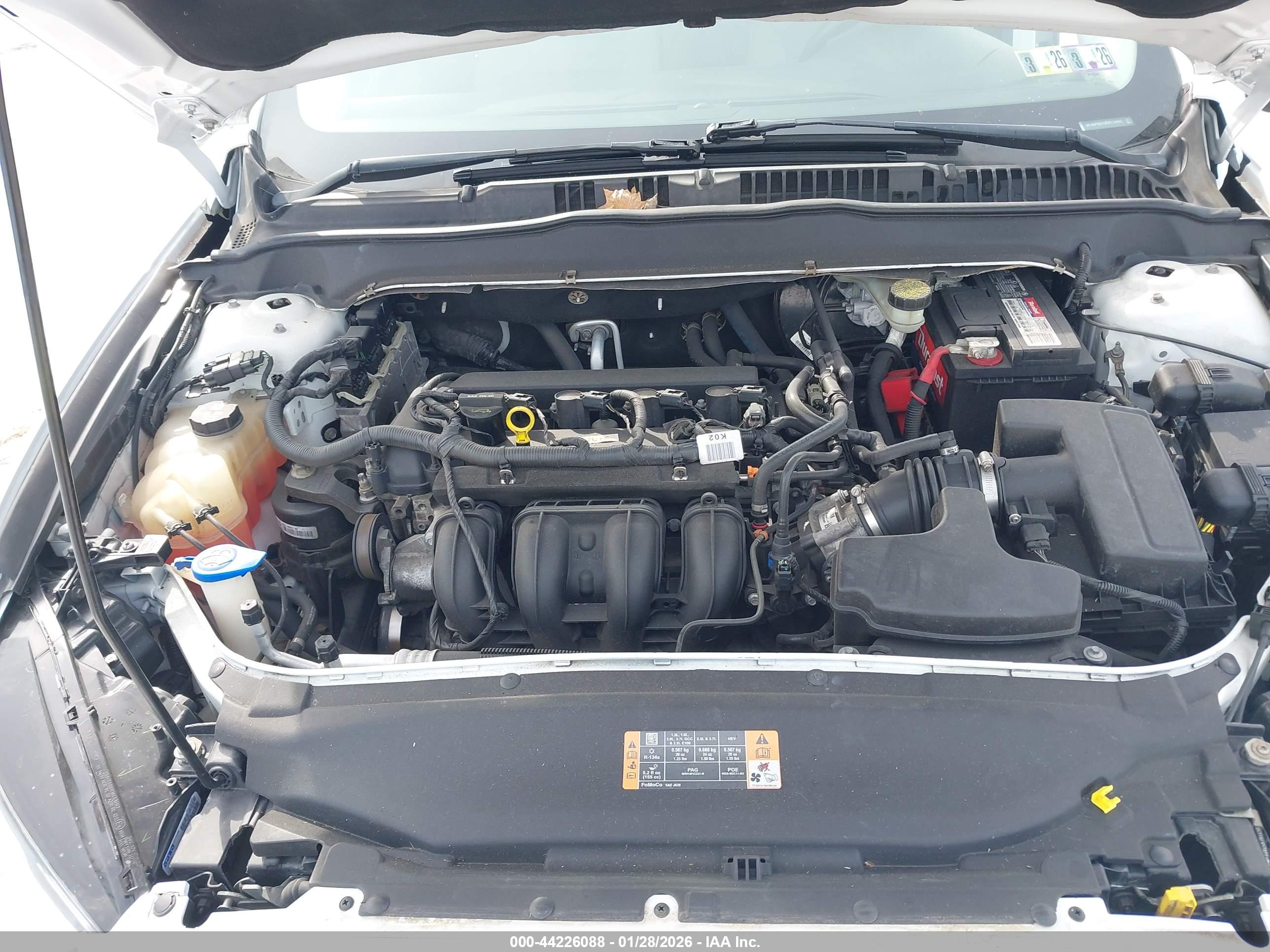 FORD FUSION image 10