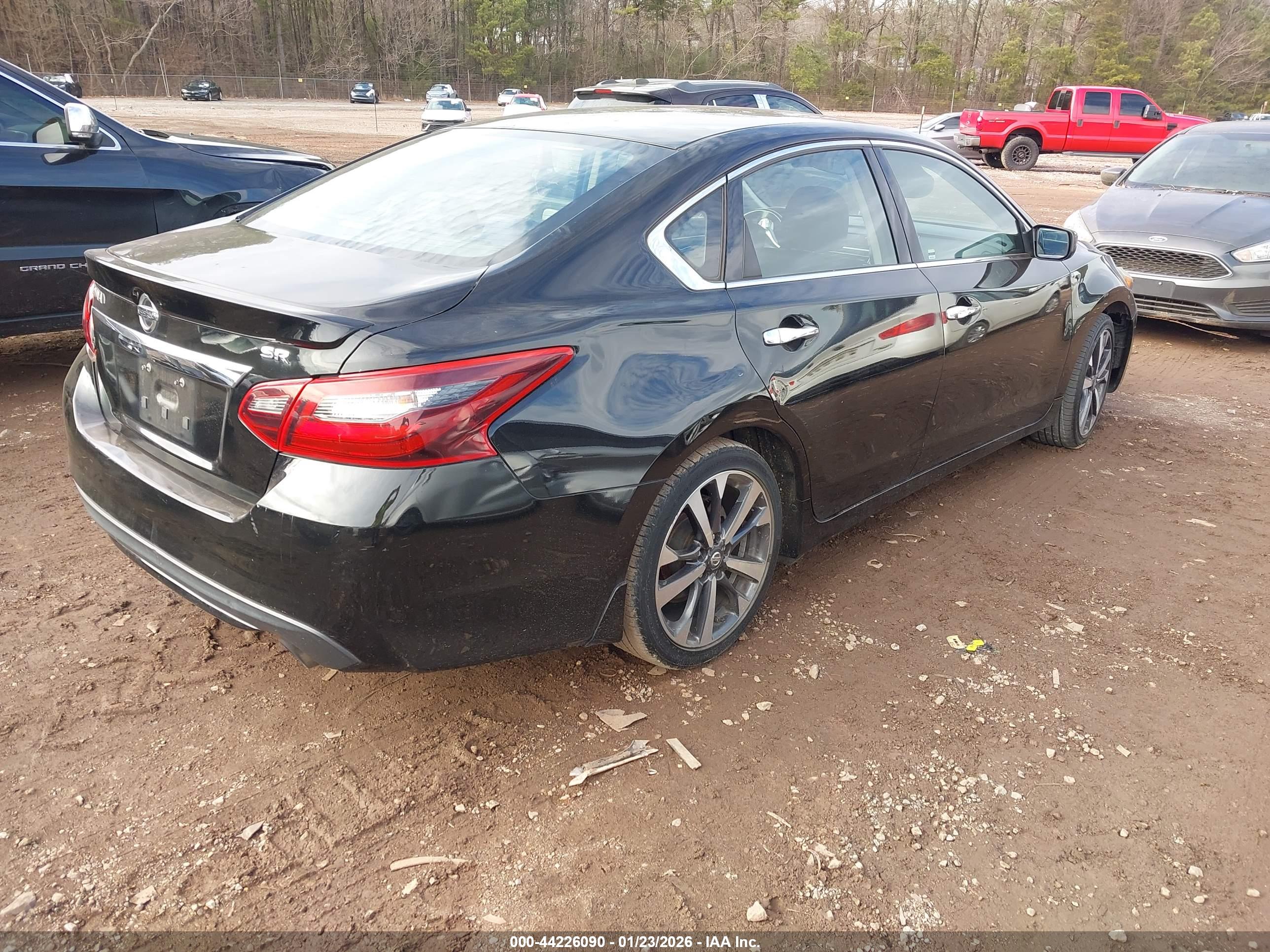 NISSAN ALTIMA image 4