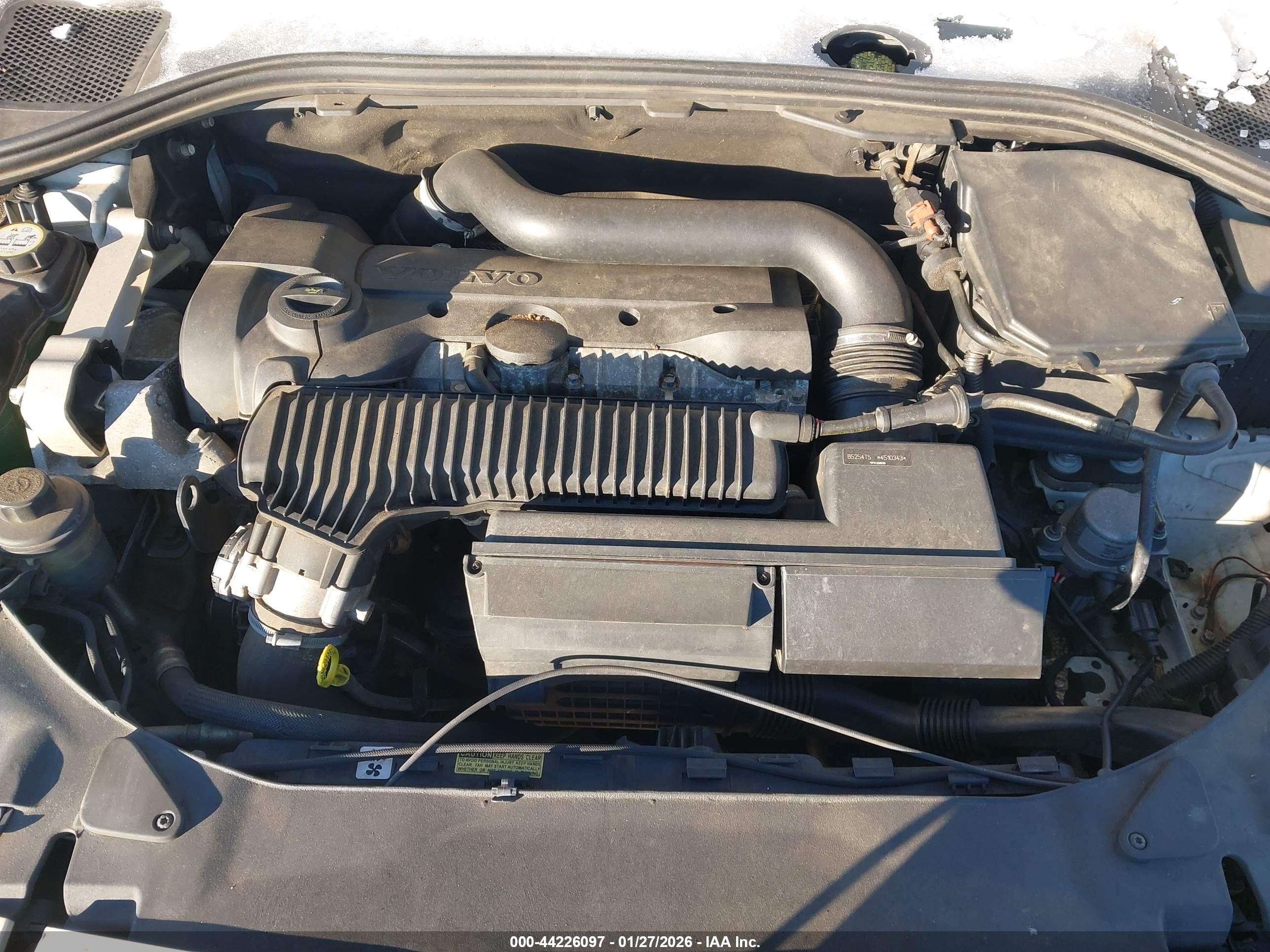 VOLVO S60 image 10