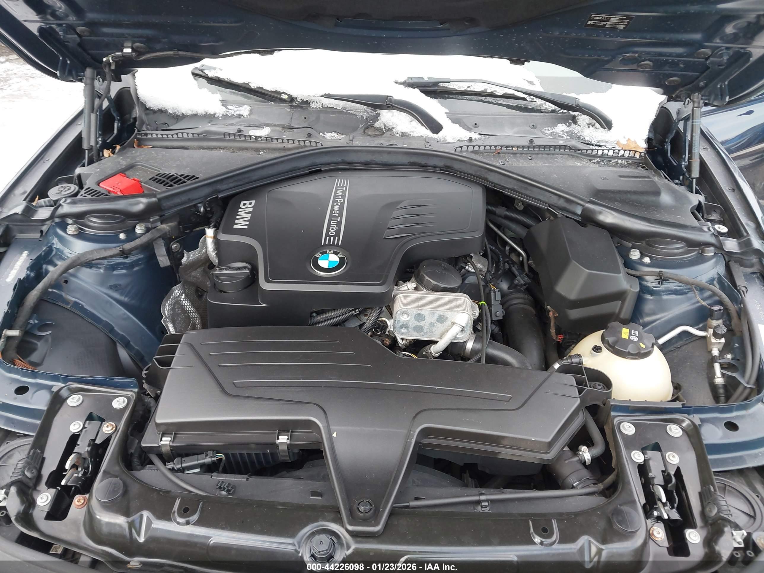 BMW 328I image 10