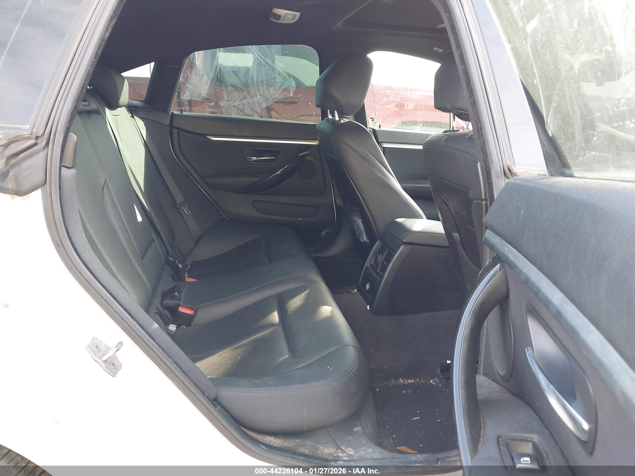 BMW 430I image 8