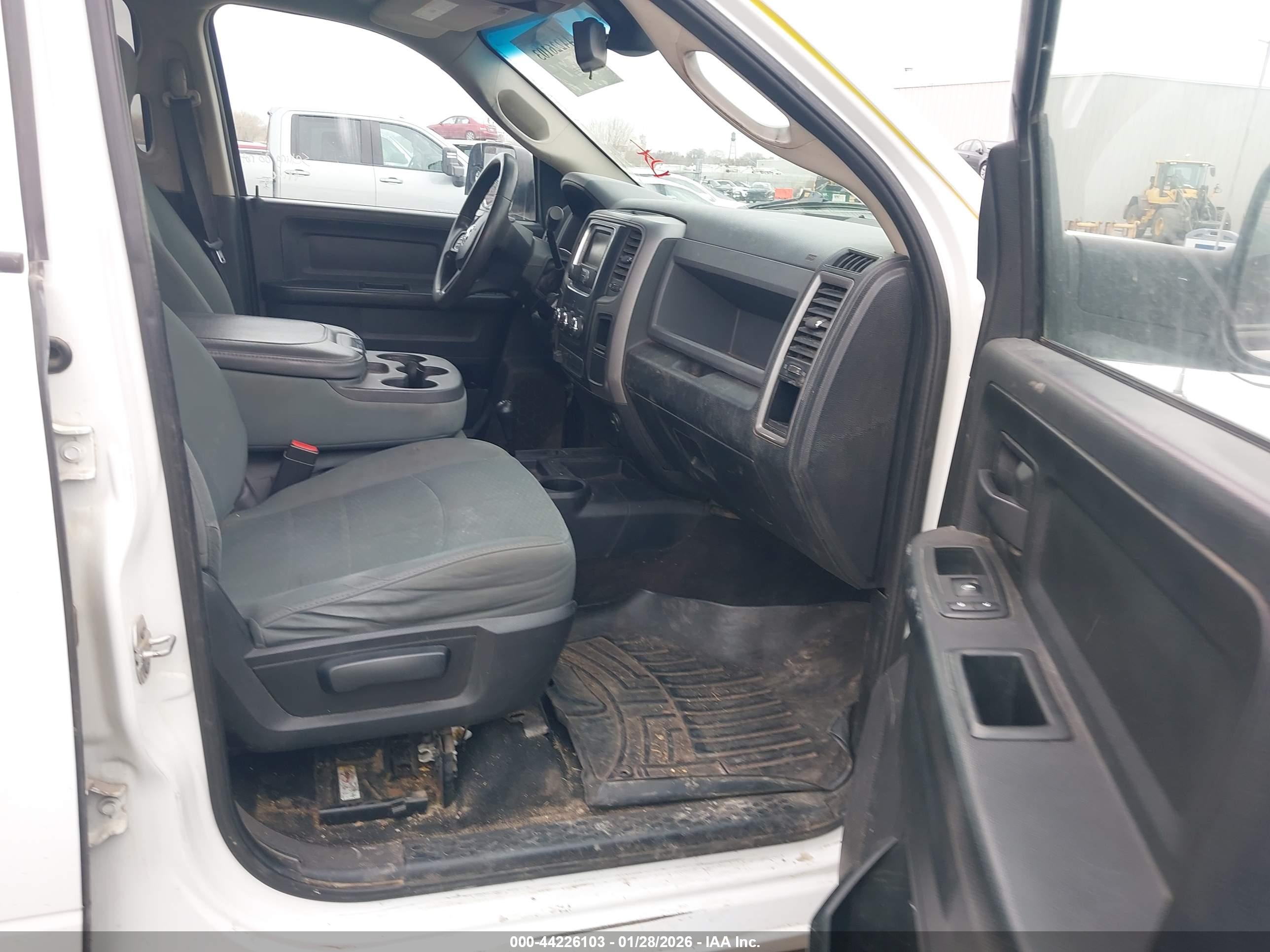 RAM 2500 image 5