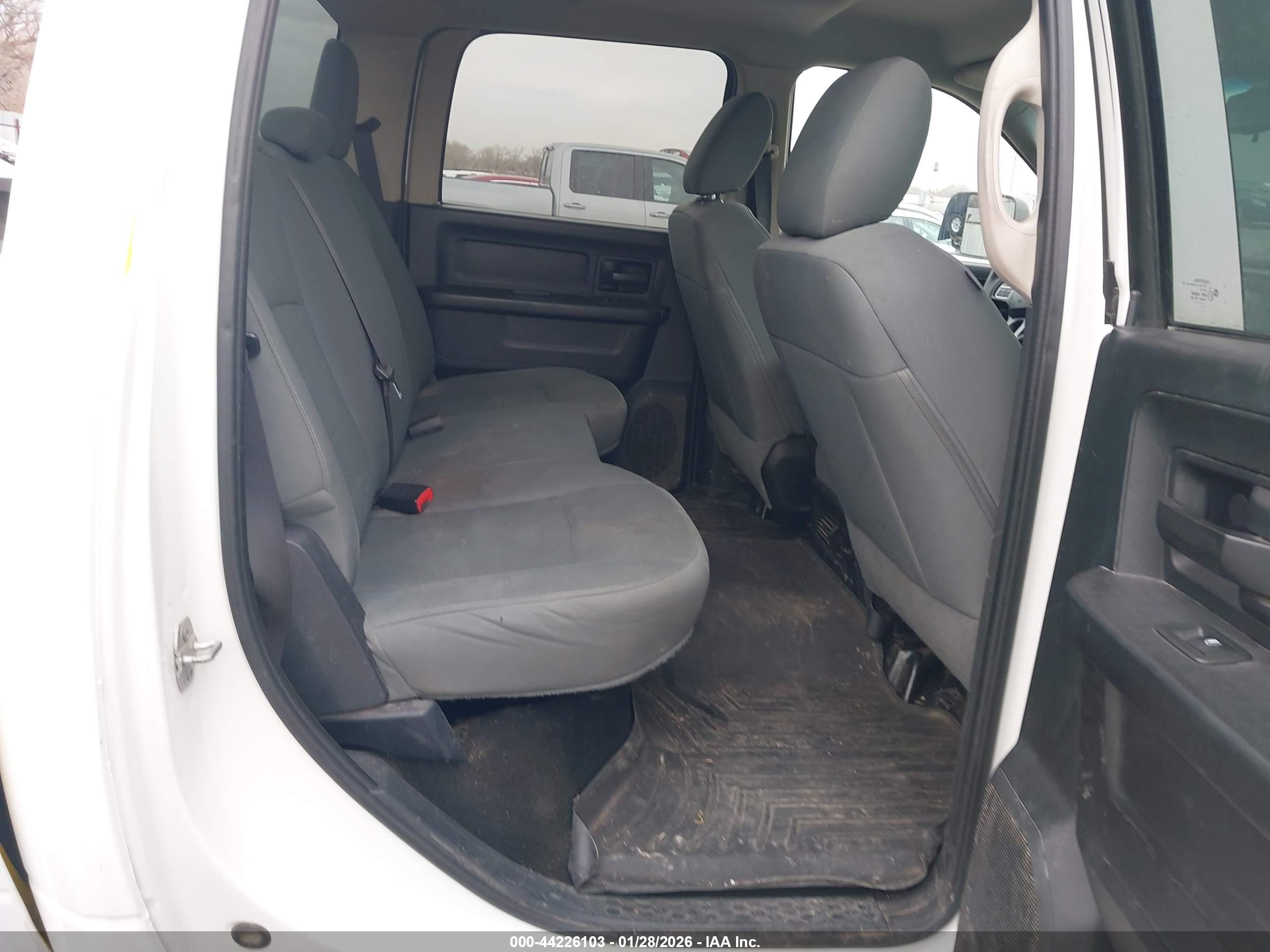 RAM 2500 image 8