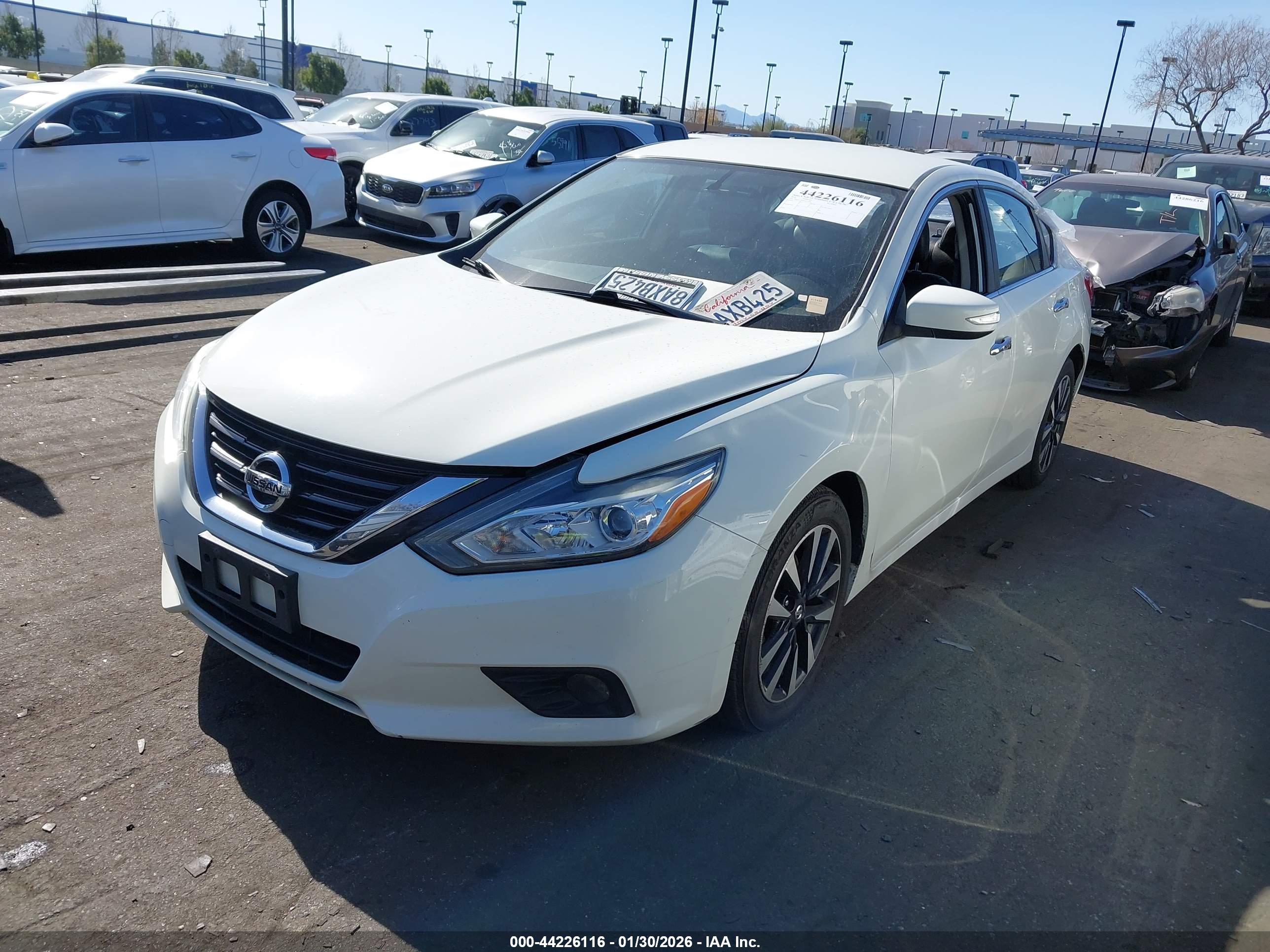 NISSAN ALTIMA image 2