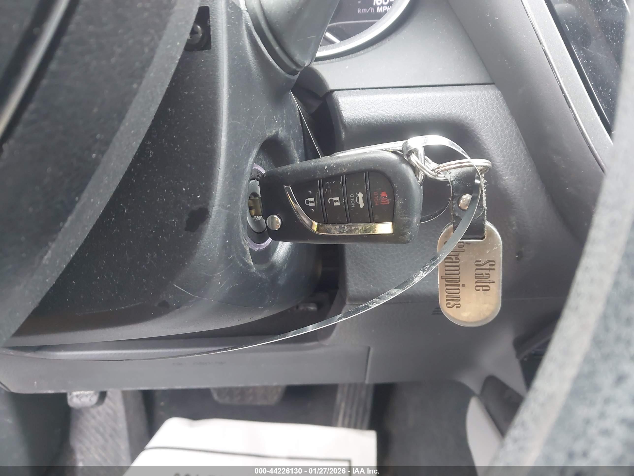 TOYOTA CAMRY image 11