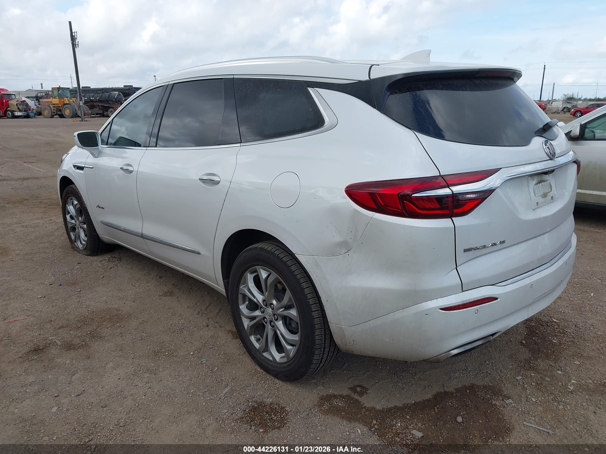 BUICK ENCLAVE image 3