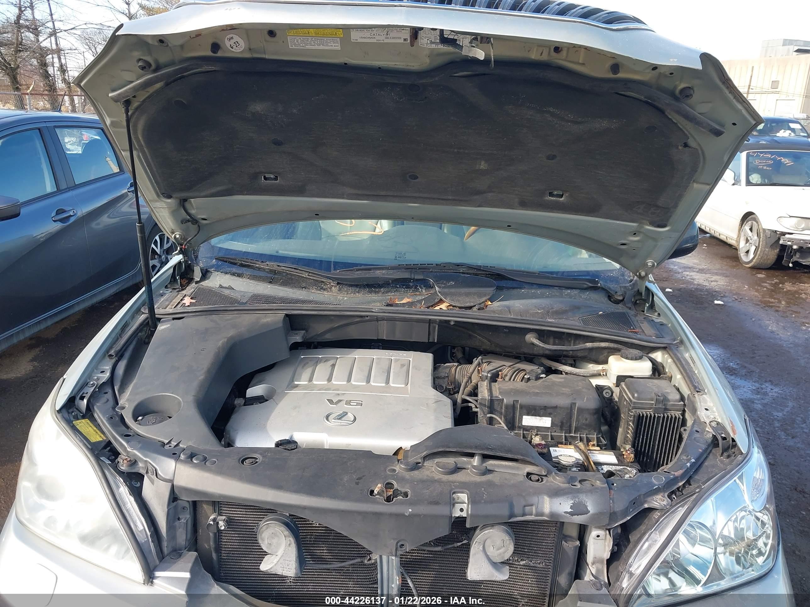 LEXUS RX image 10