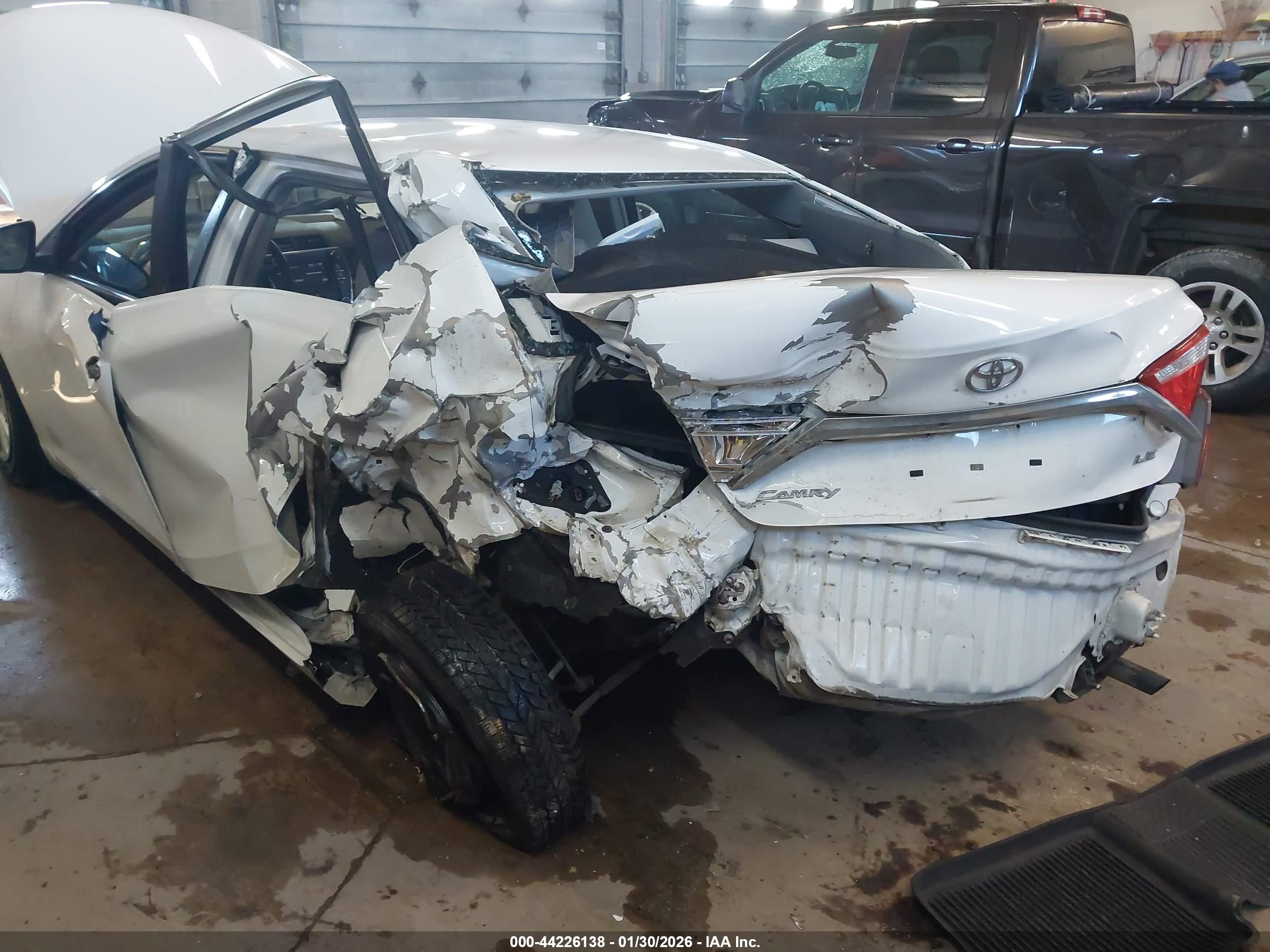 TOYOTA CAMRY image 6