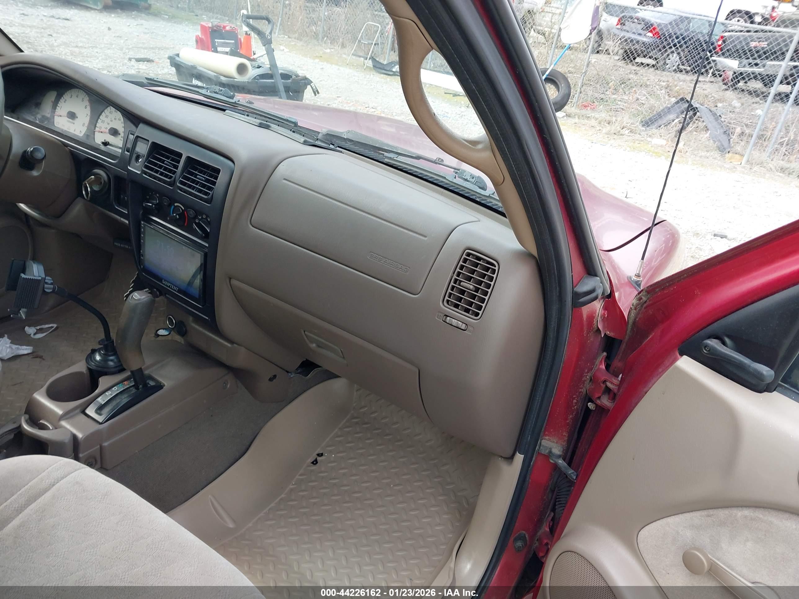 TOYOTA TACOMA image 5