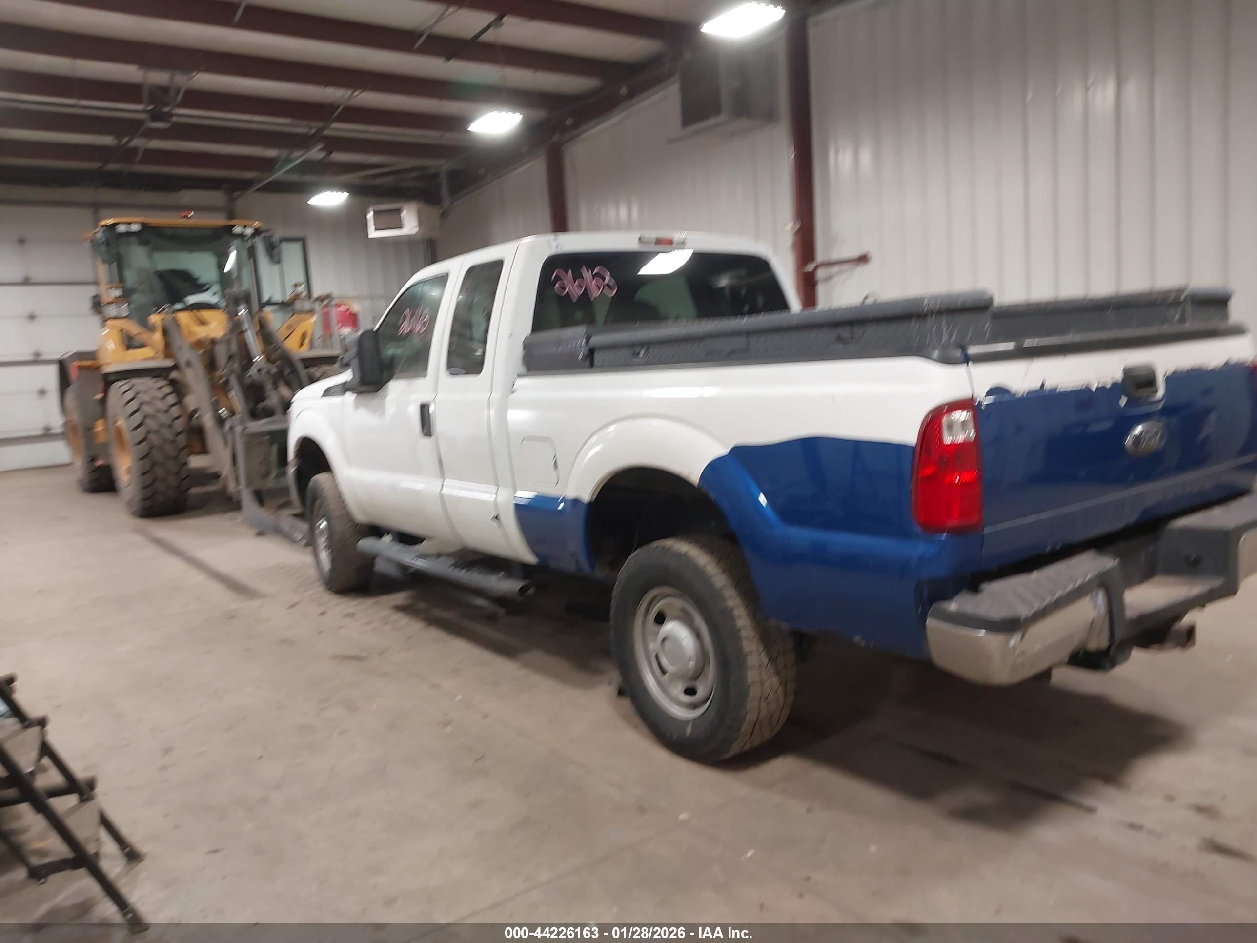 FORD F-250 image 3