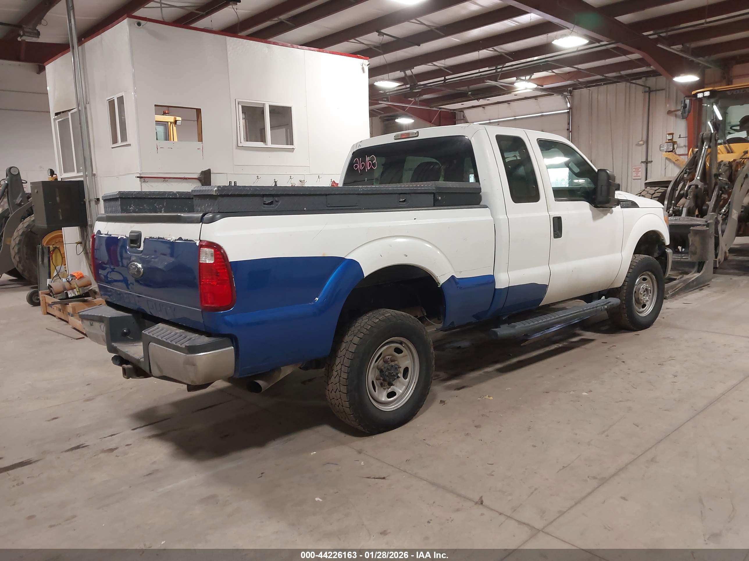 FORD F-250 image 4