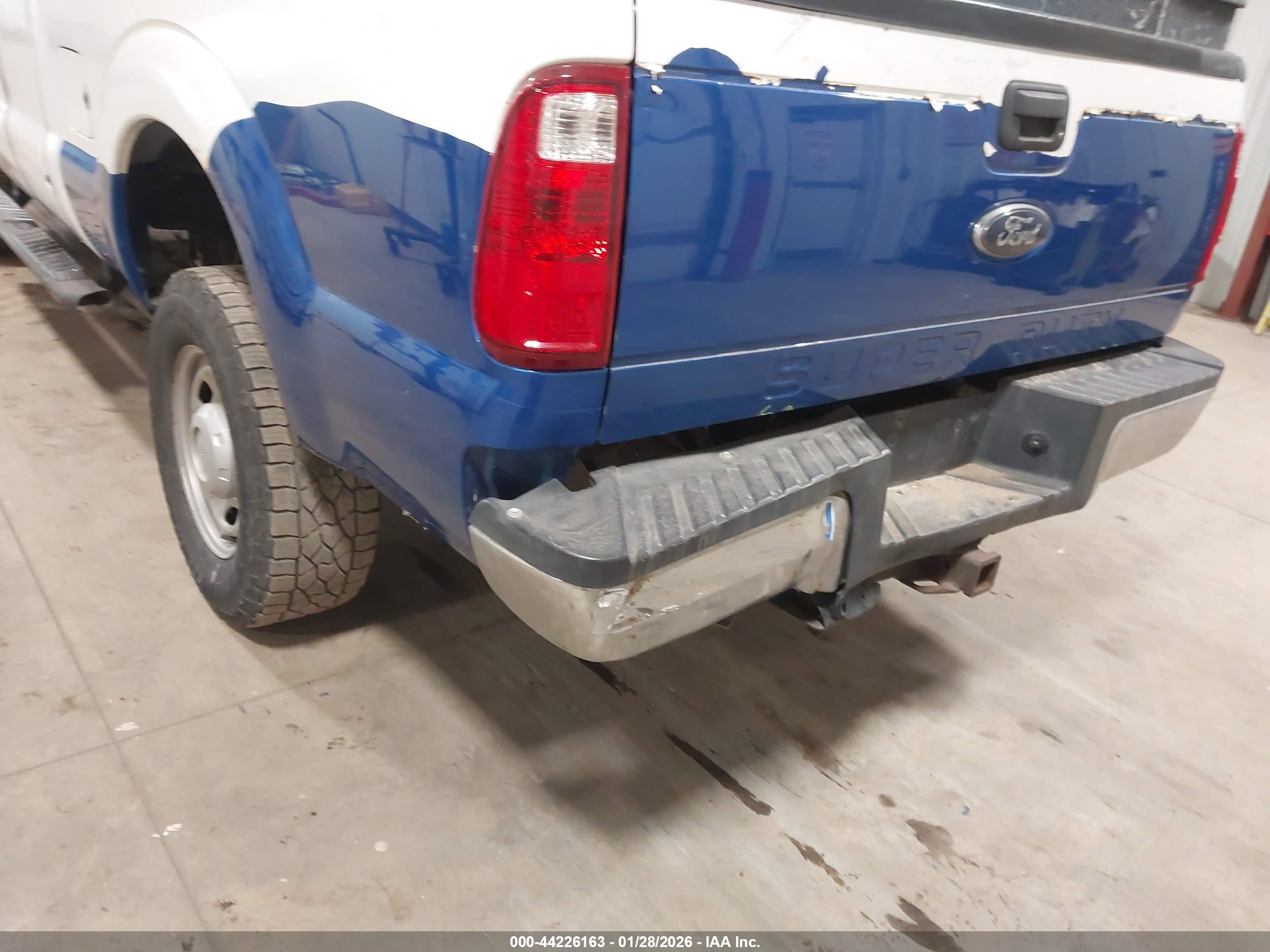 FORD F-250 image 6
