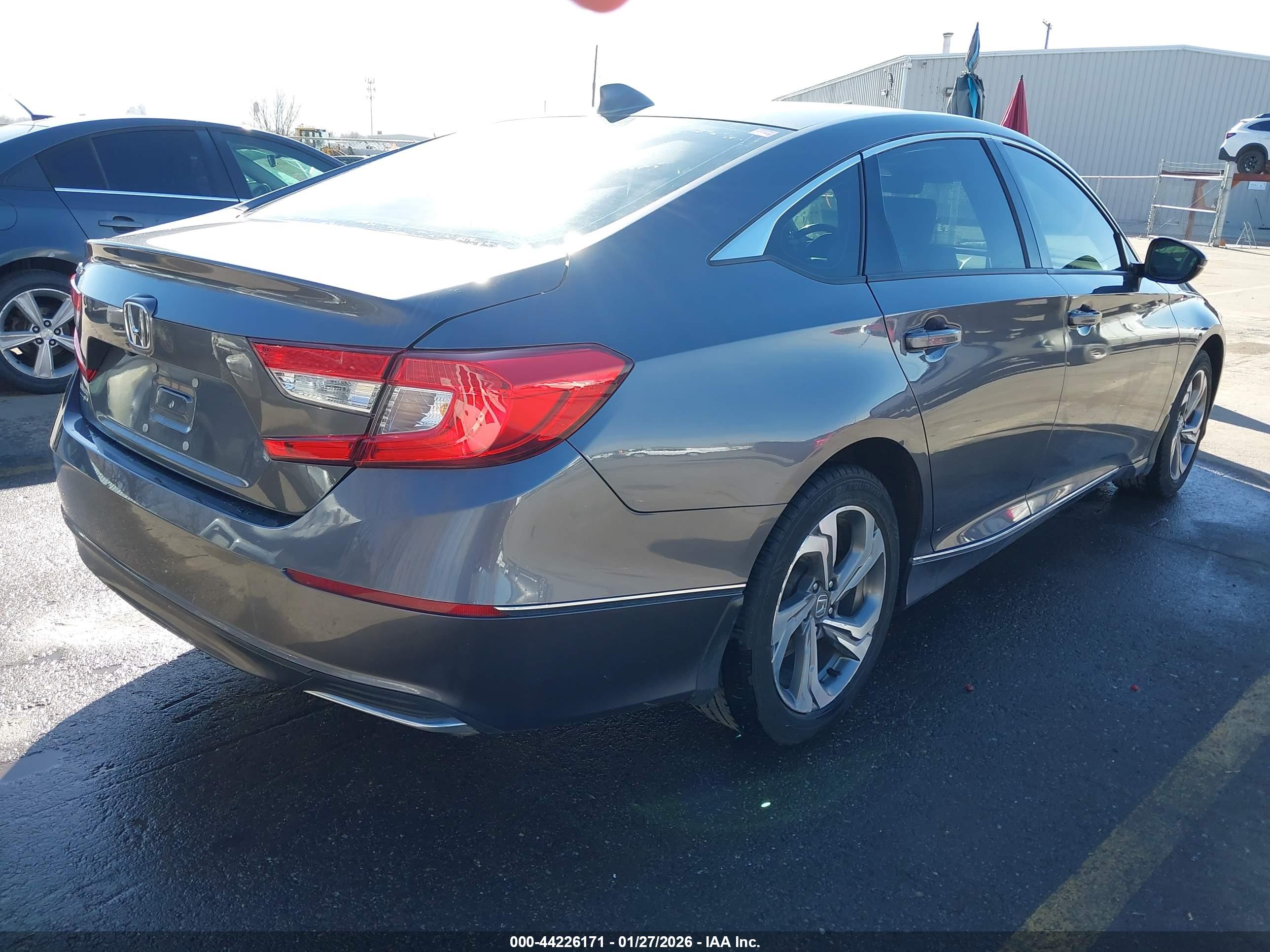 HONDA ACCORD image 4