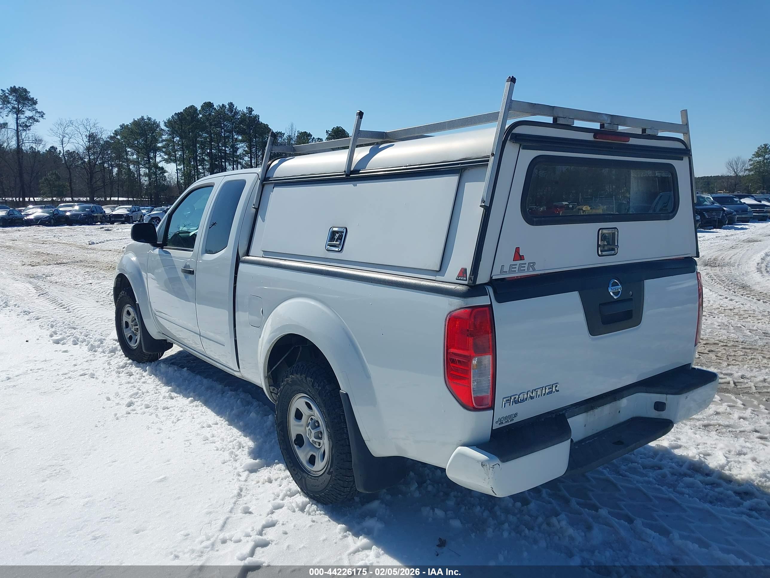 NISSAN FRONTIER image 6
