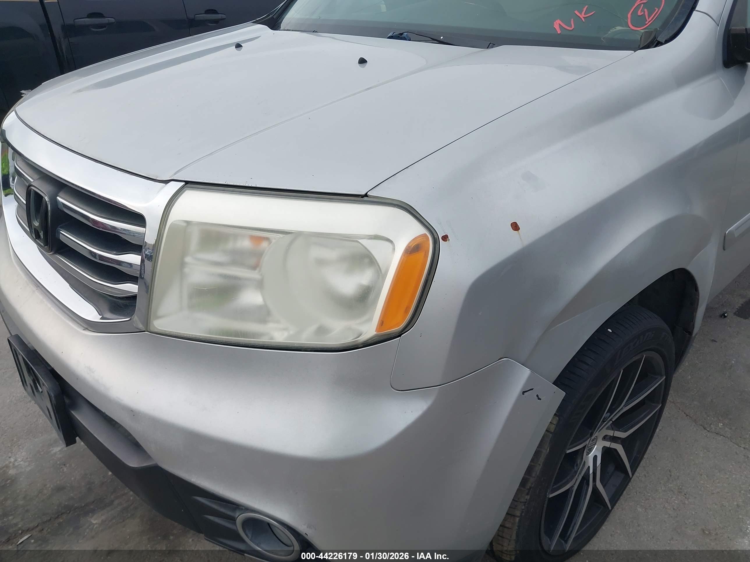 HONDA PILOT image 6