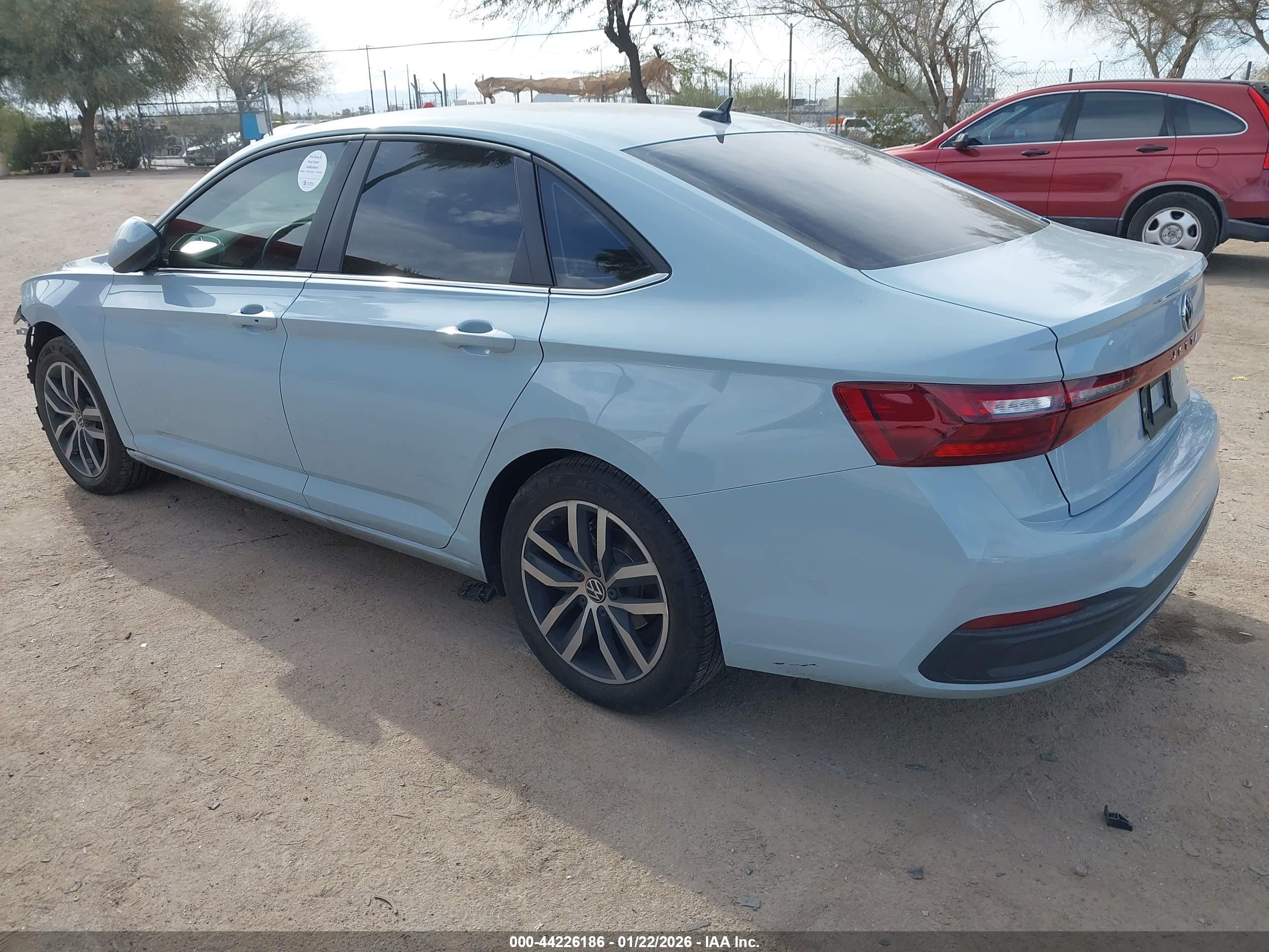 VOLKSWAGEN JETTA image 3