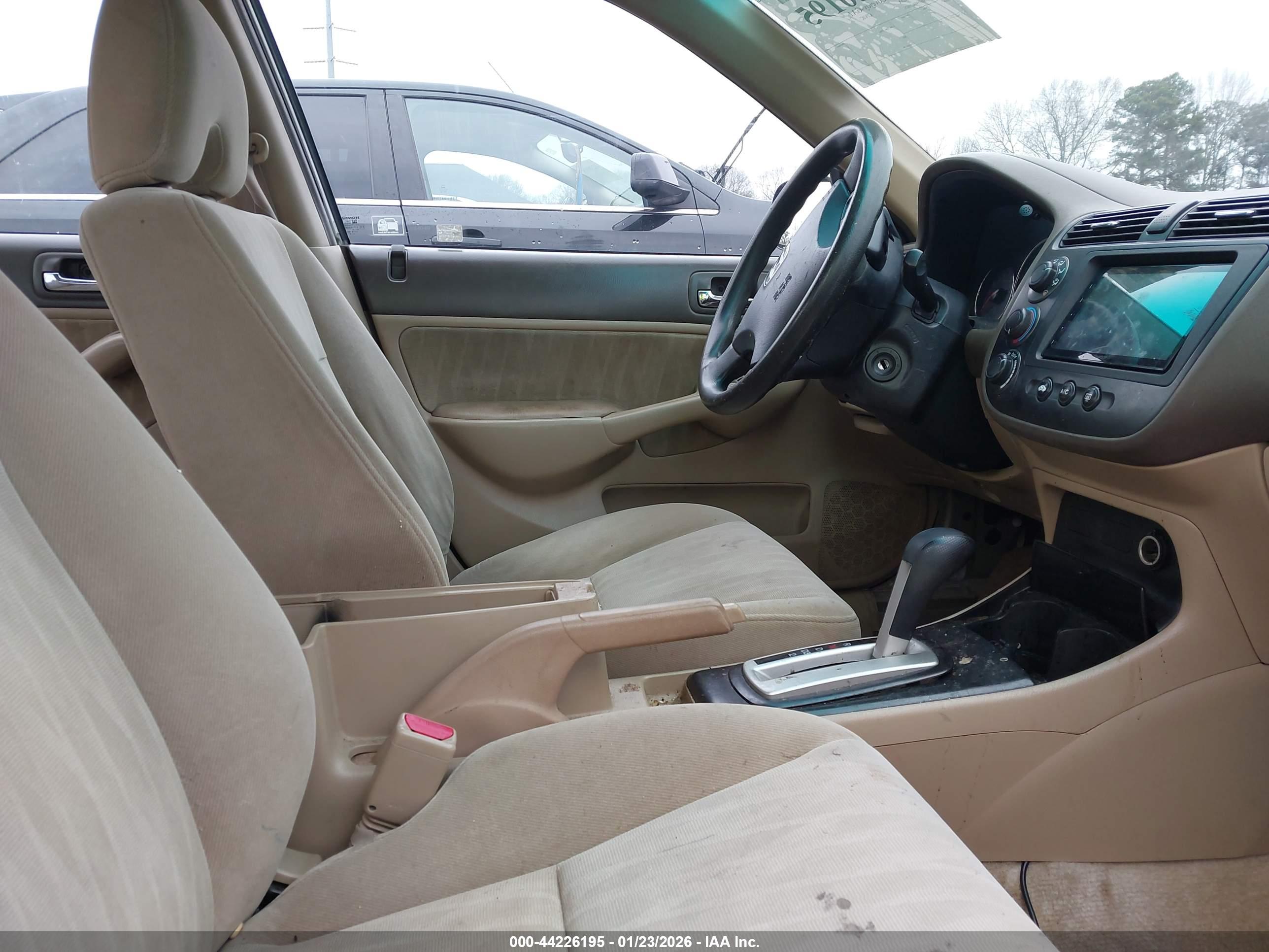 HONDA CIVIC image 5