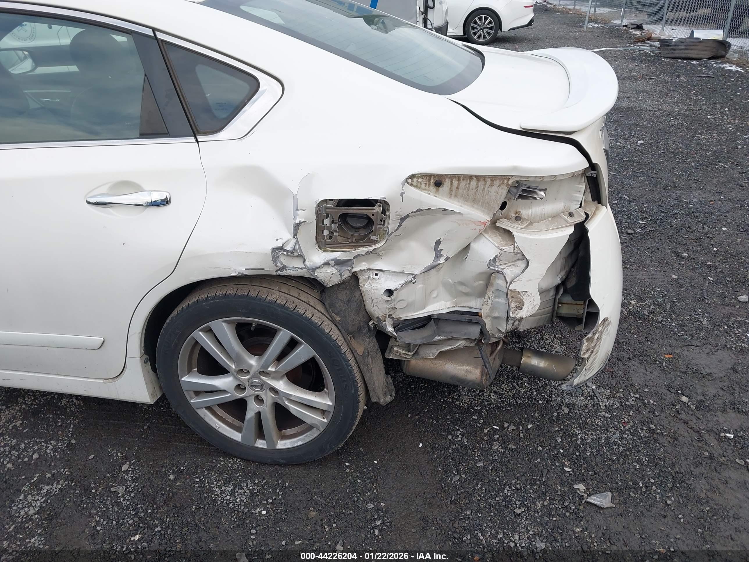 NISSAN ALTIMA image 6