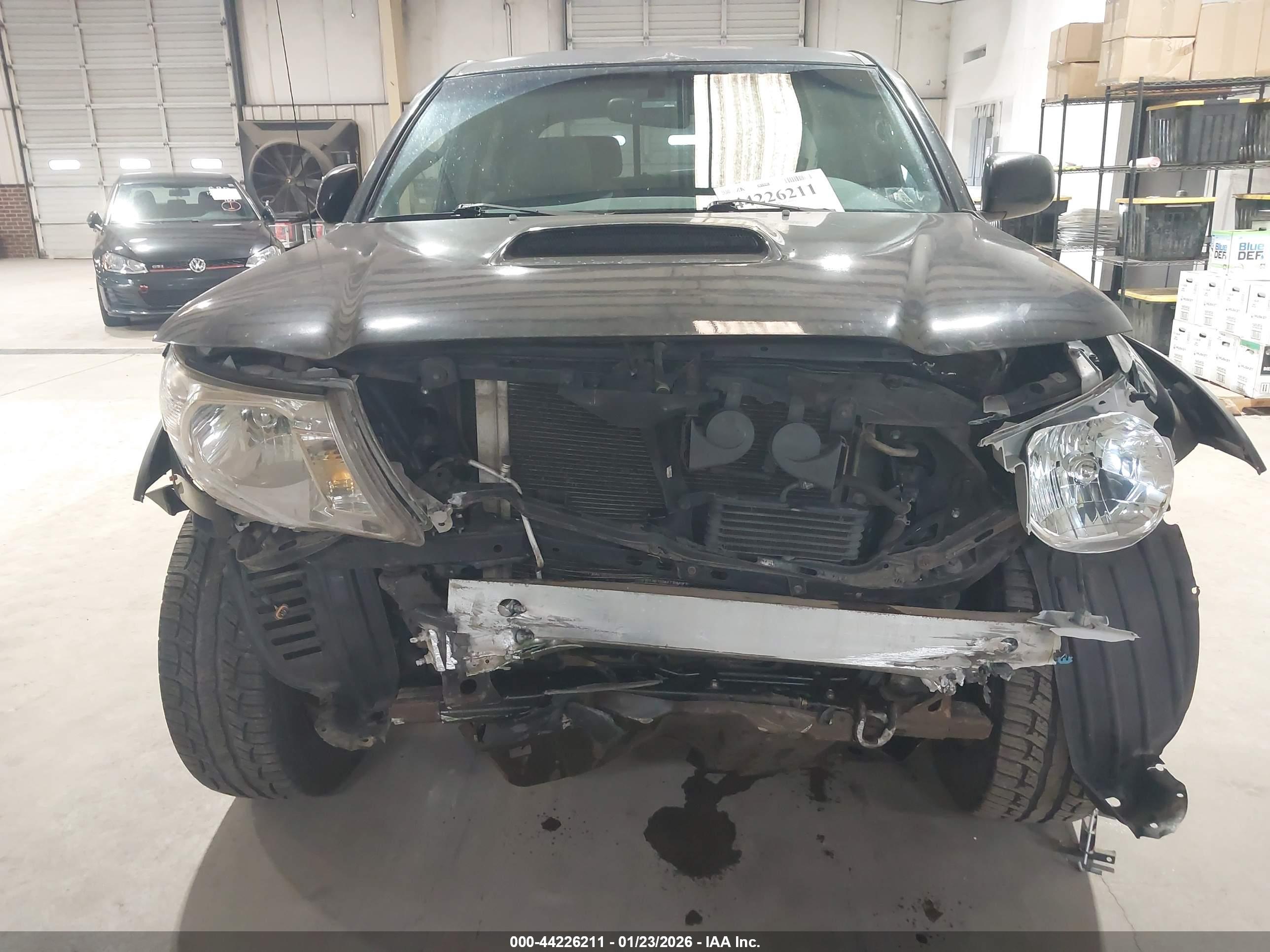 TOYOTA TACOMA image 6