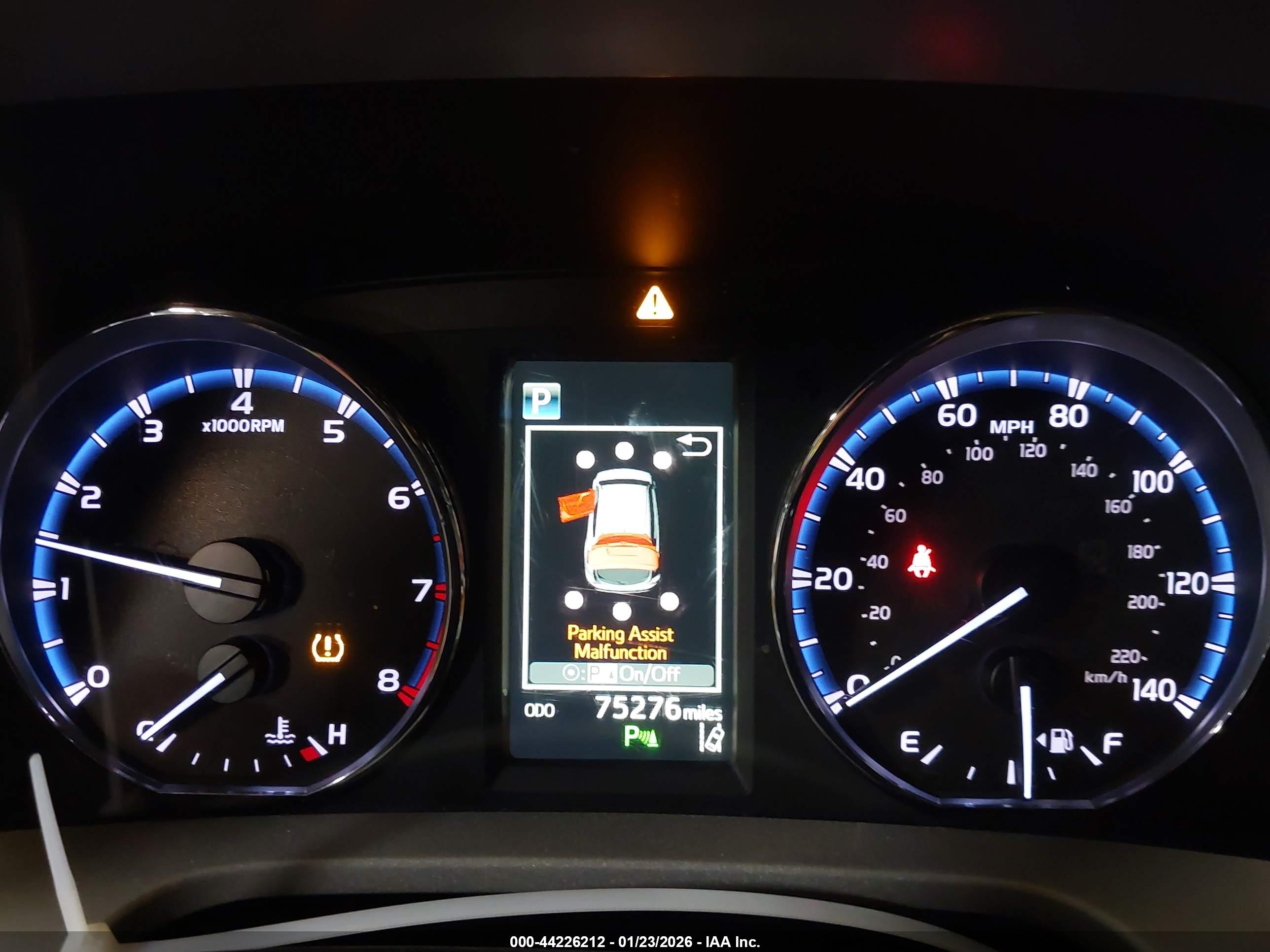 TOYOTA RAV4 image 7