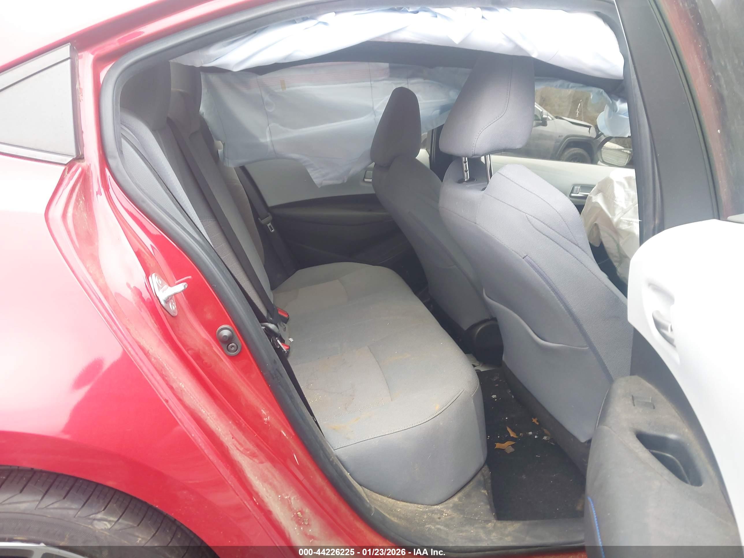 TOYOTA COROLLA image 8