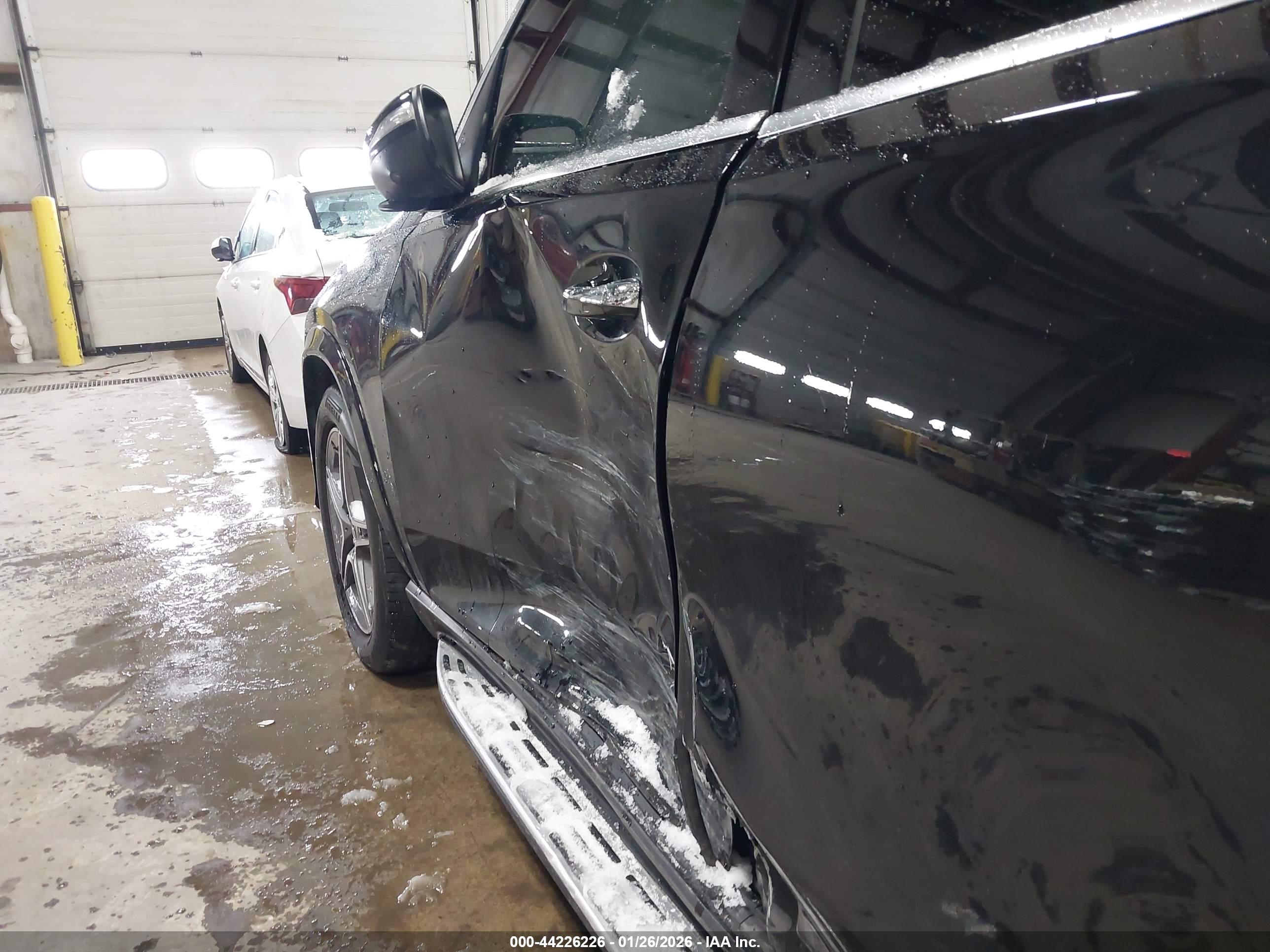 MERCEDES-BENZ GLE image 6