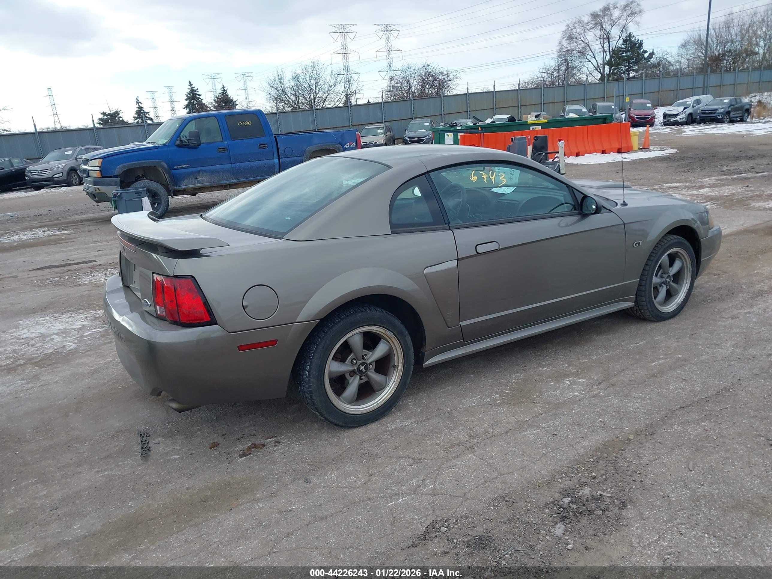 FORD MUSTANG image 4