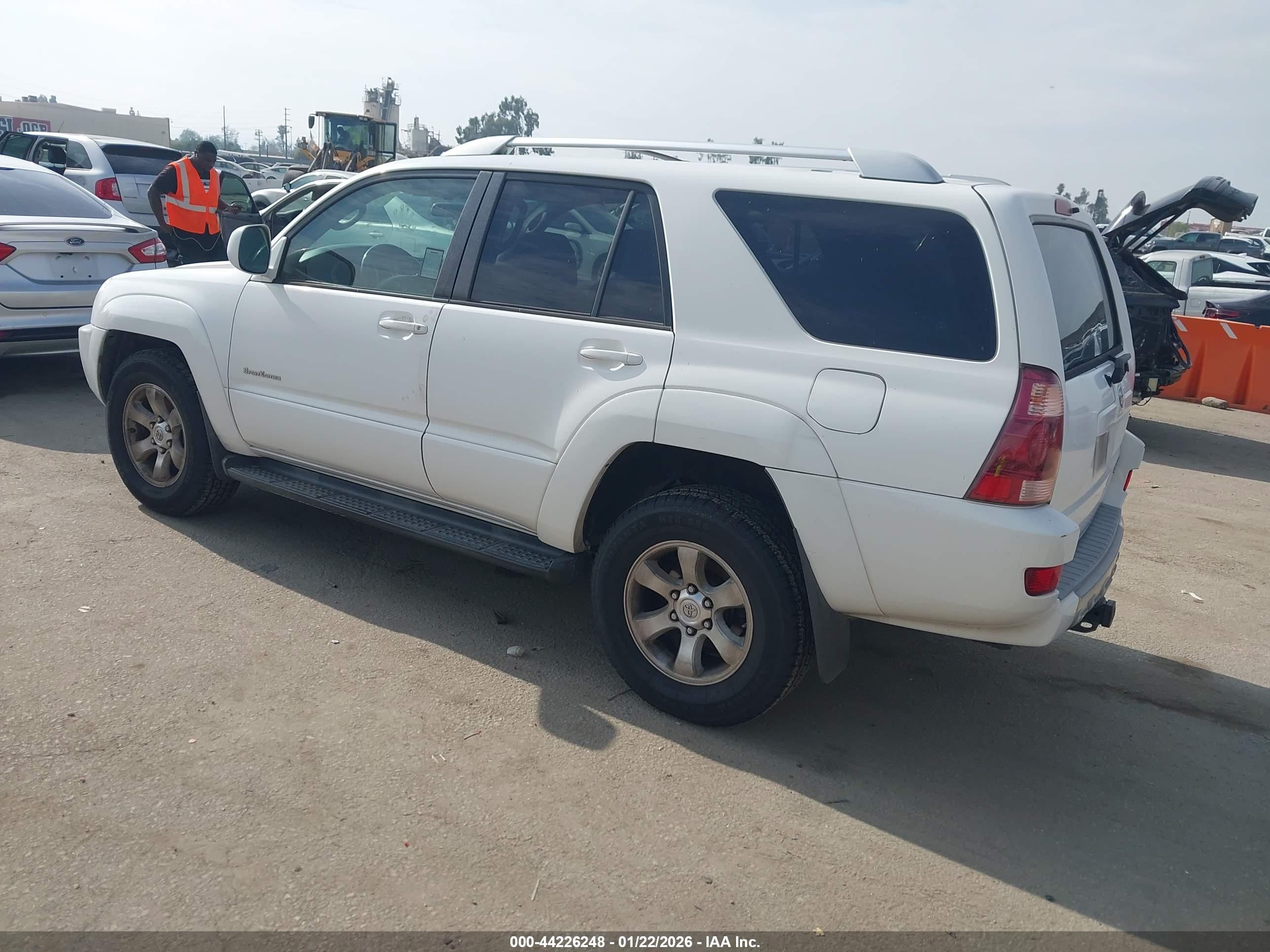 TOYOTA 4RUNNER image 3