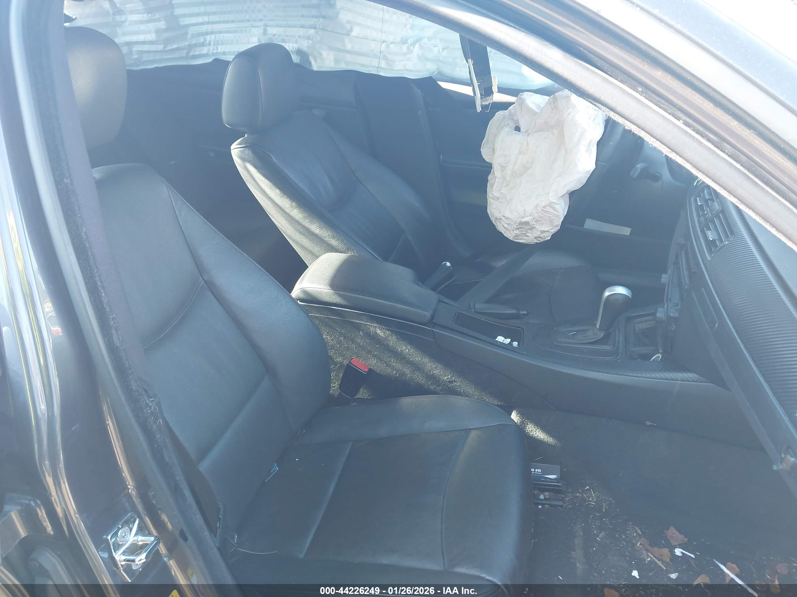 BMW 325I image 5