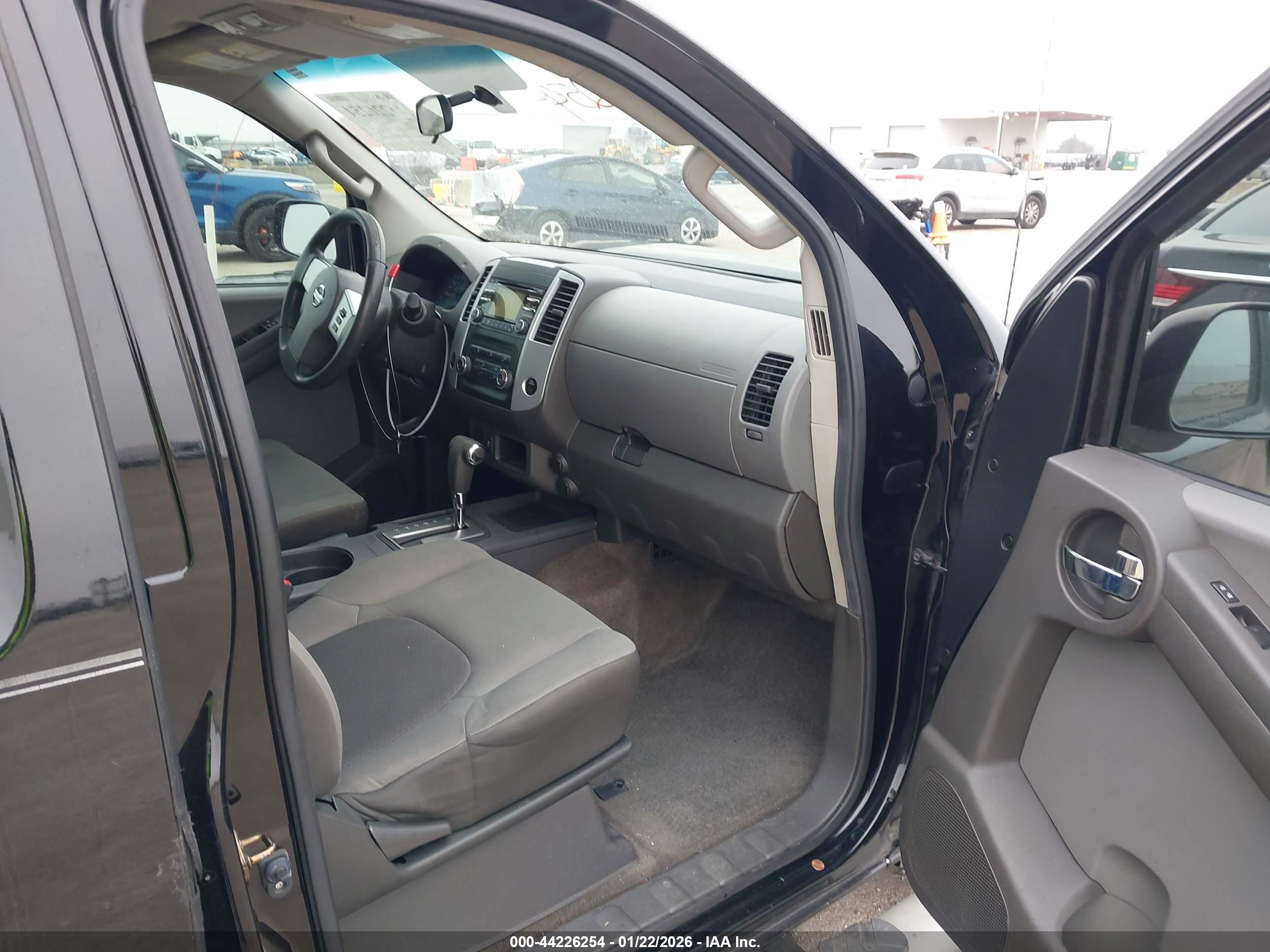NISSAN XTERRA image 5