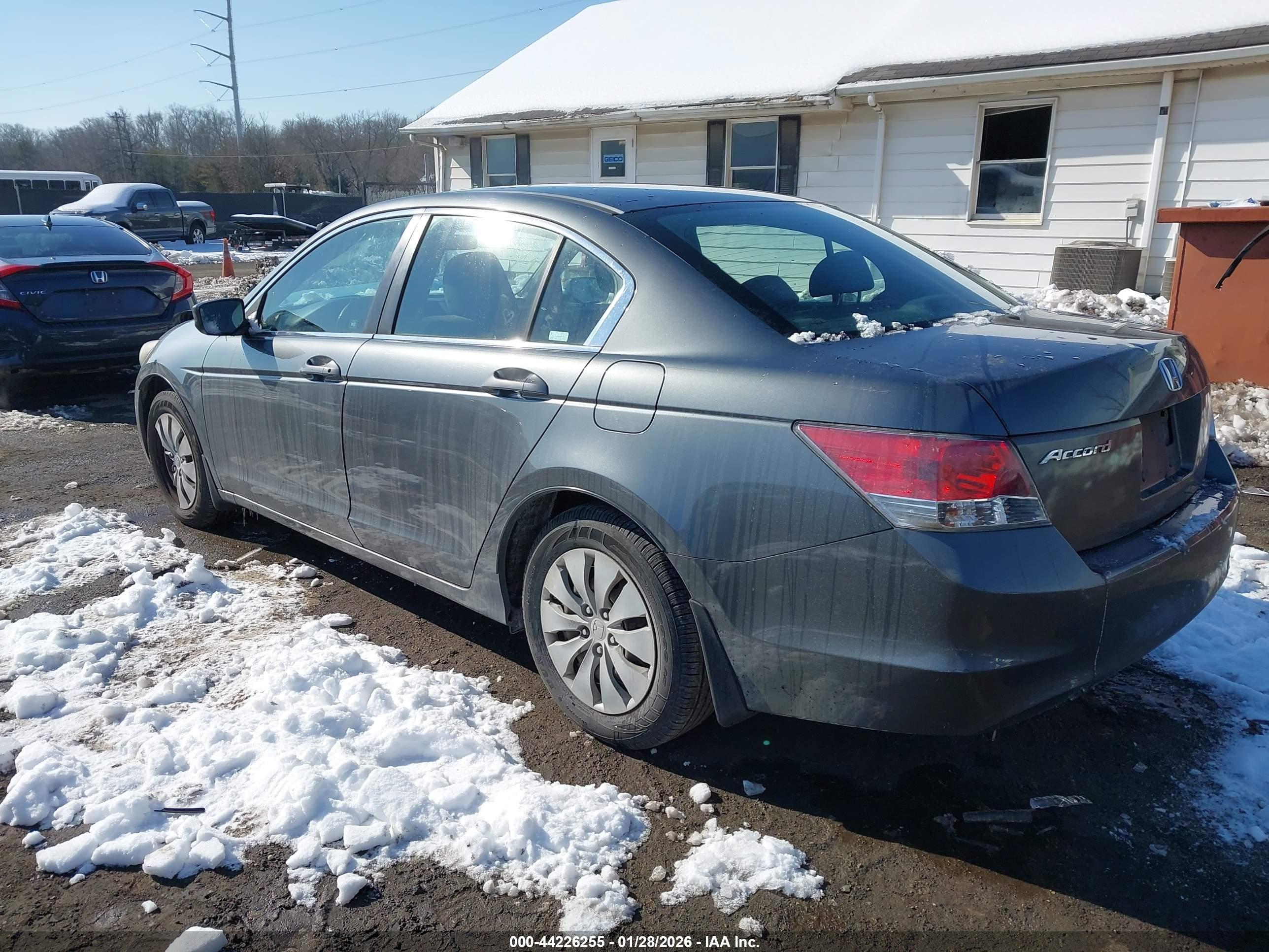 HONDA ACCORD image 3