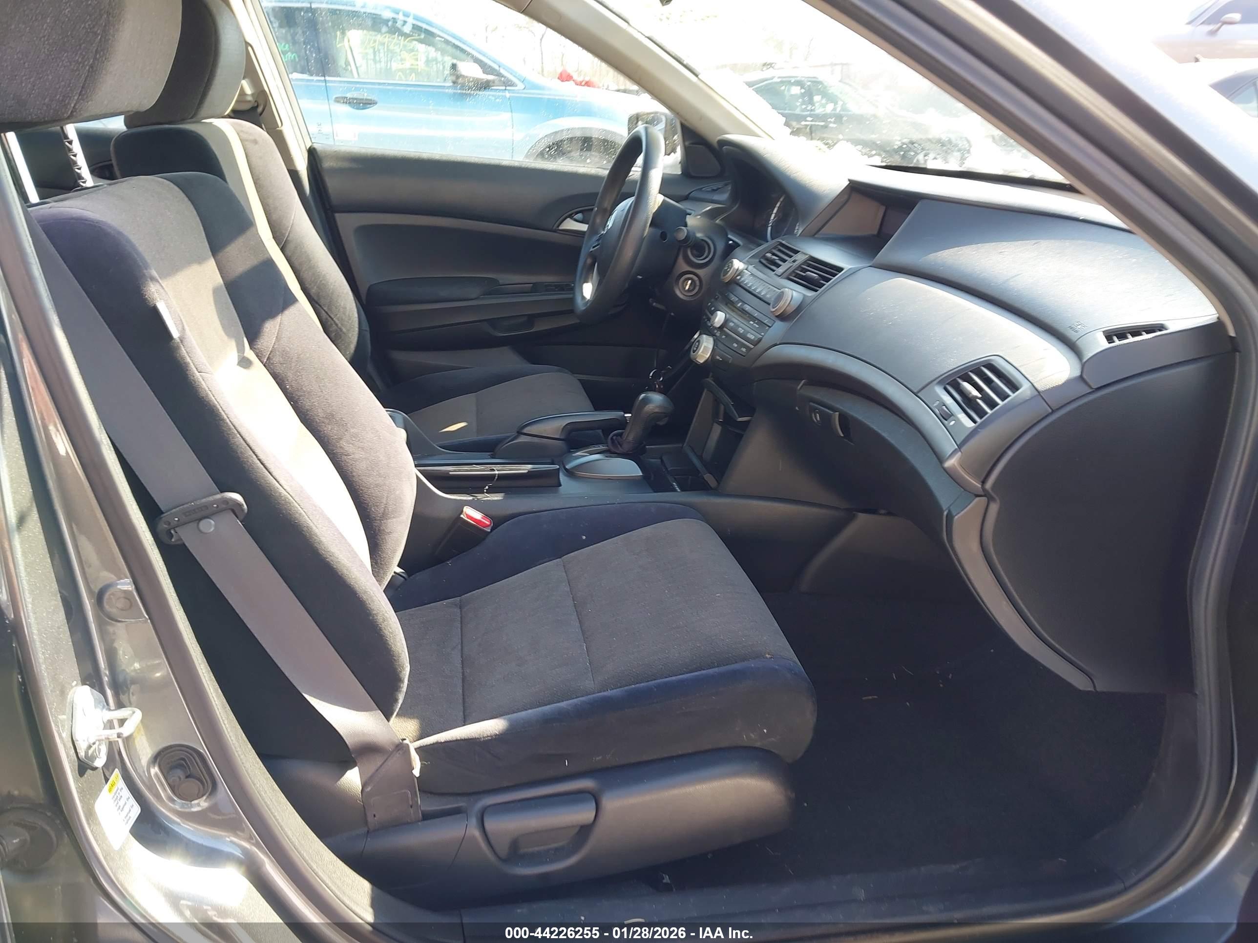 HONDA ACCORD image 5