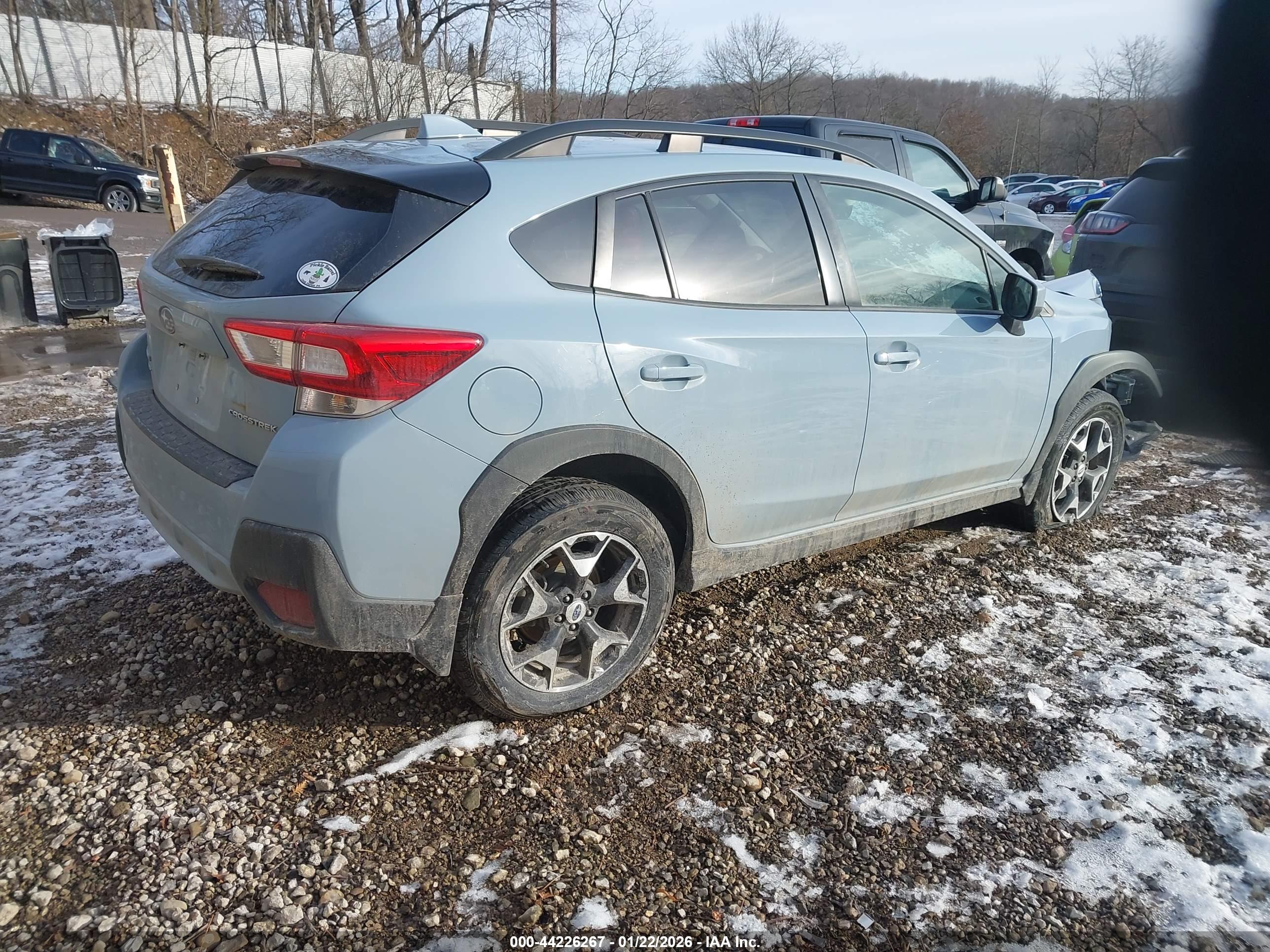 SUBARU CROSSTREK image 4