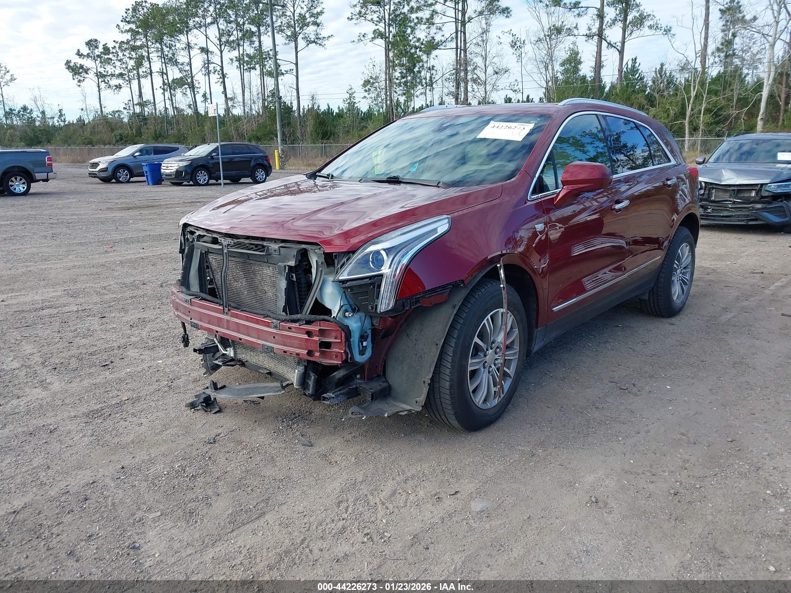 CADILLAC XT5 image 2