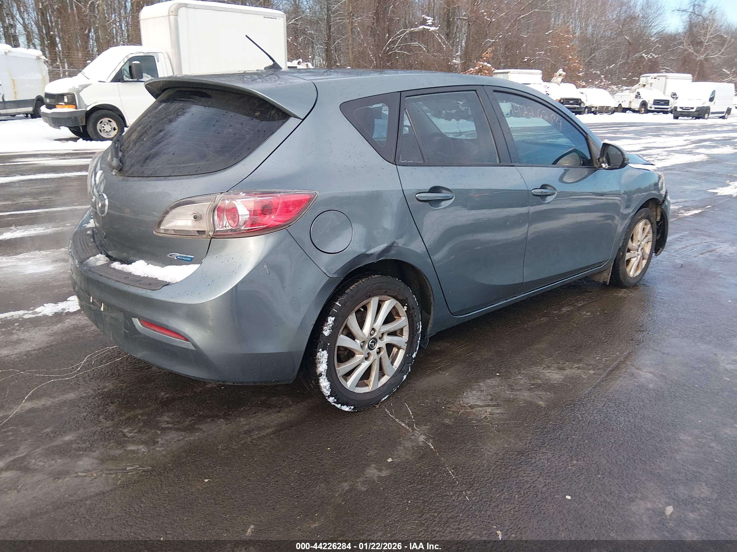 MAZDA MAZDA3 image 4