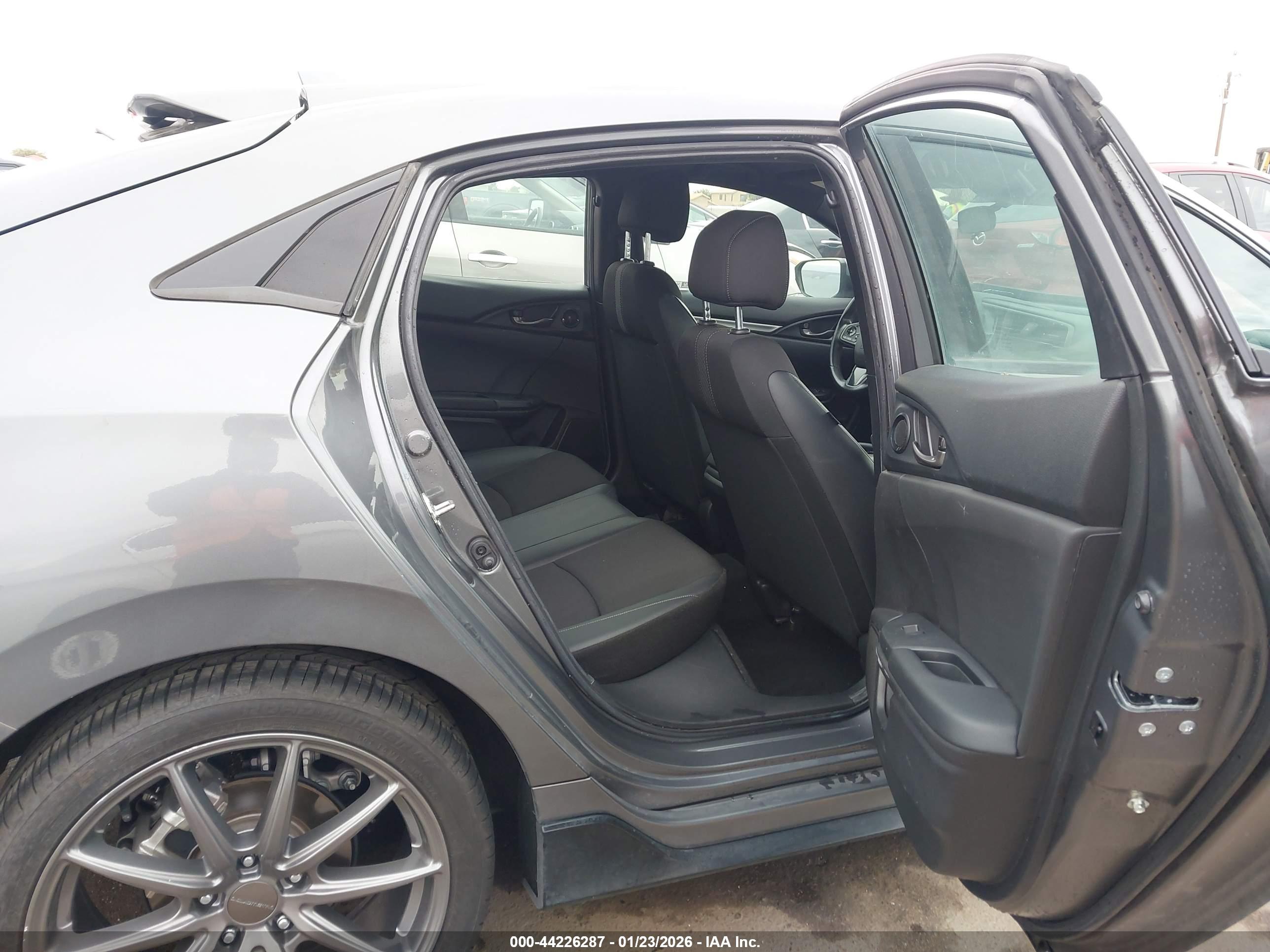 HONDA CIVIC image 8