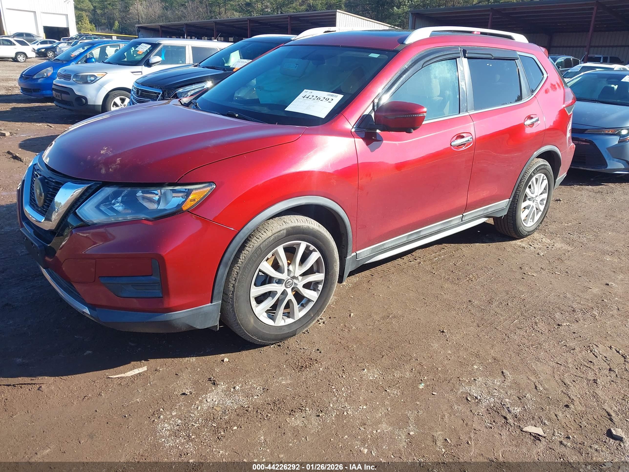 NISSAN ROGUE image 2