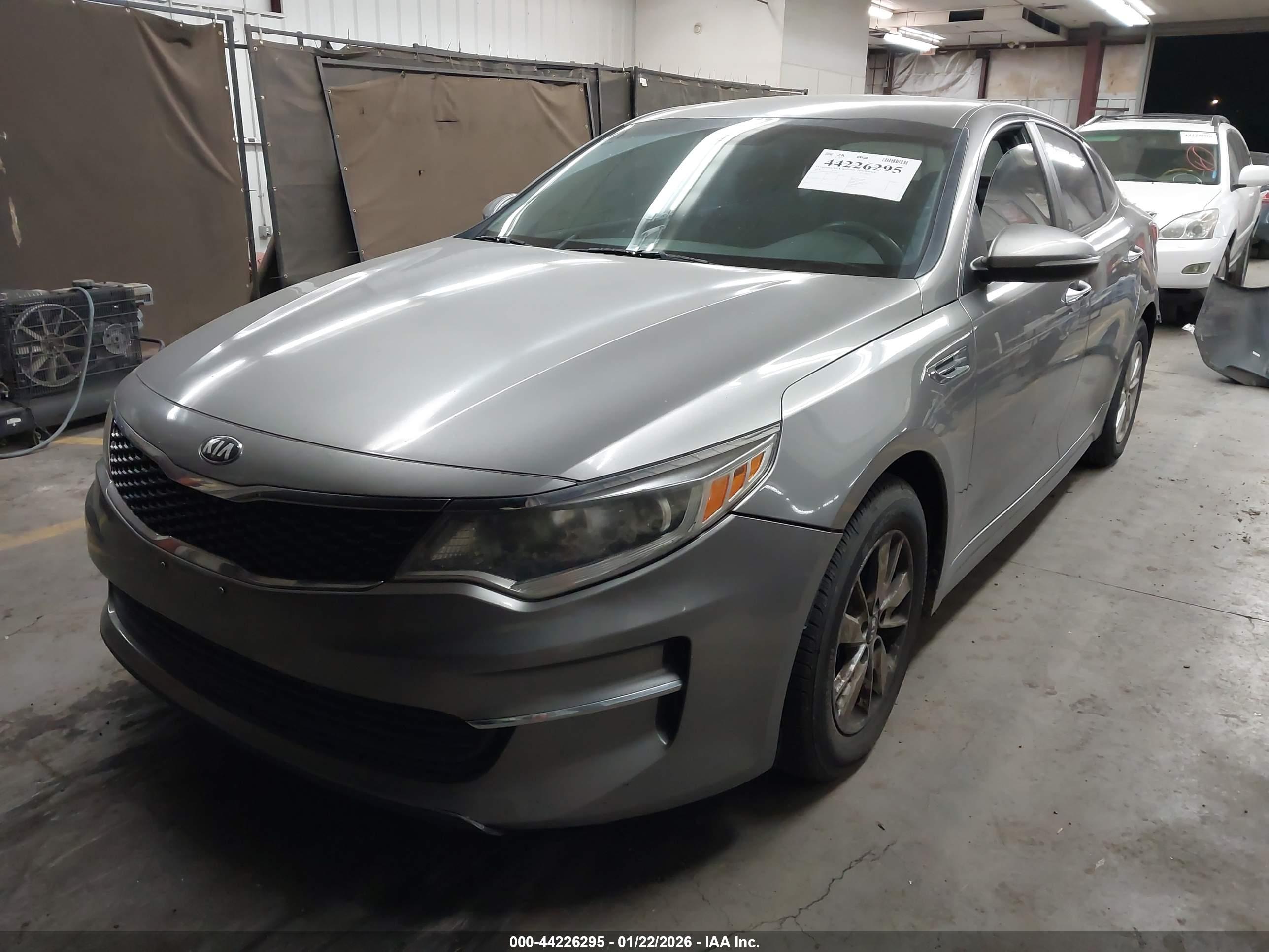 KIA OPTIMA image 2