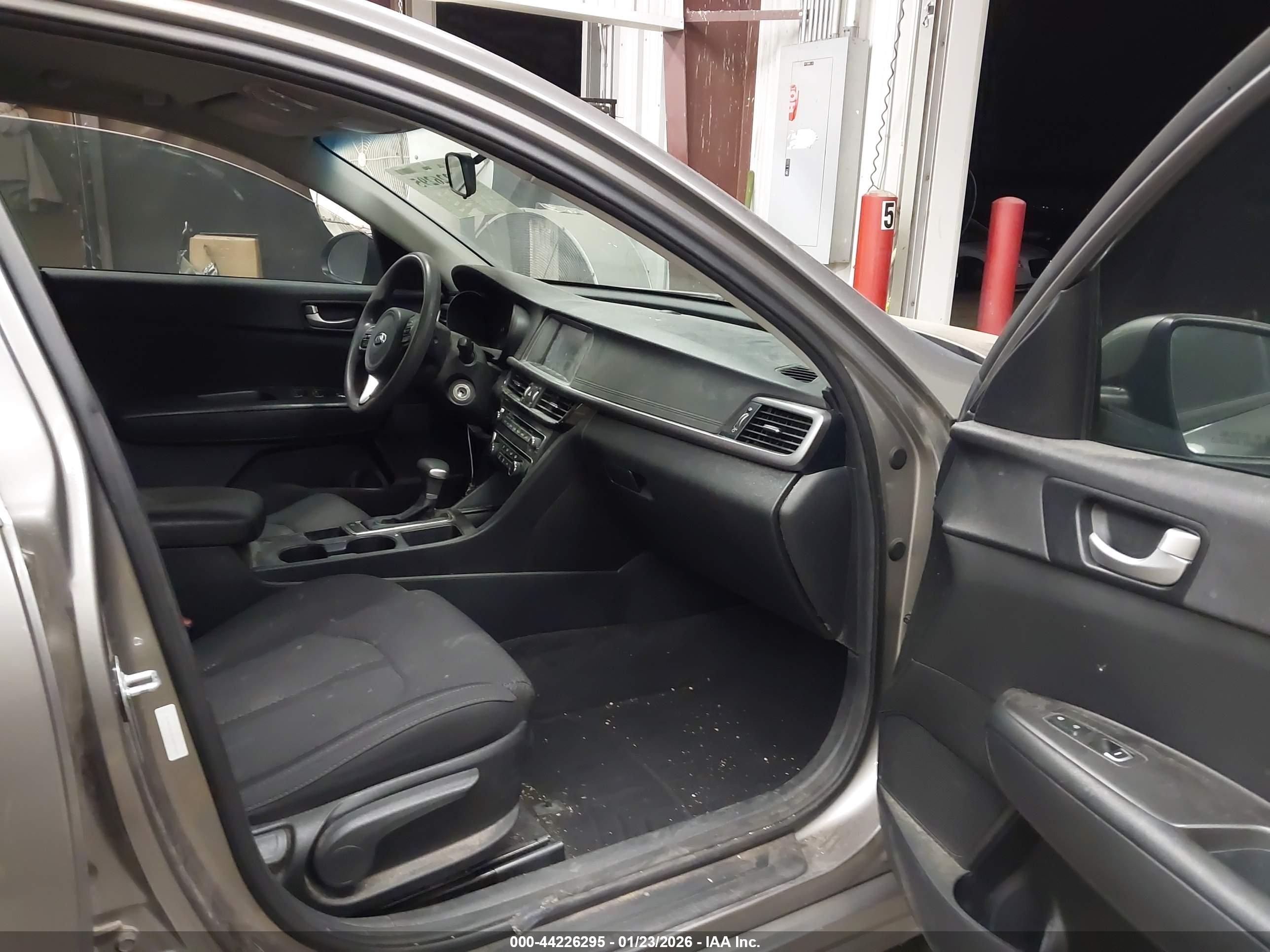 KIA OPTIMA image 5