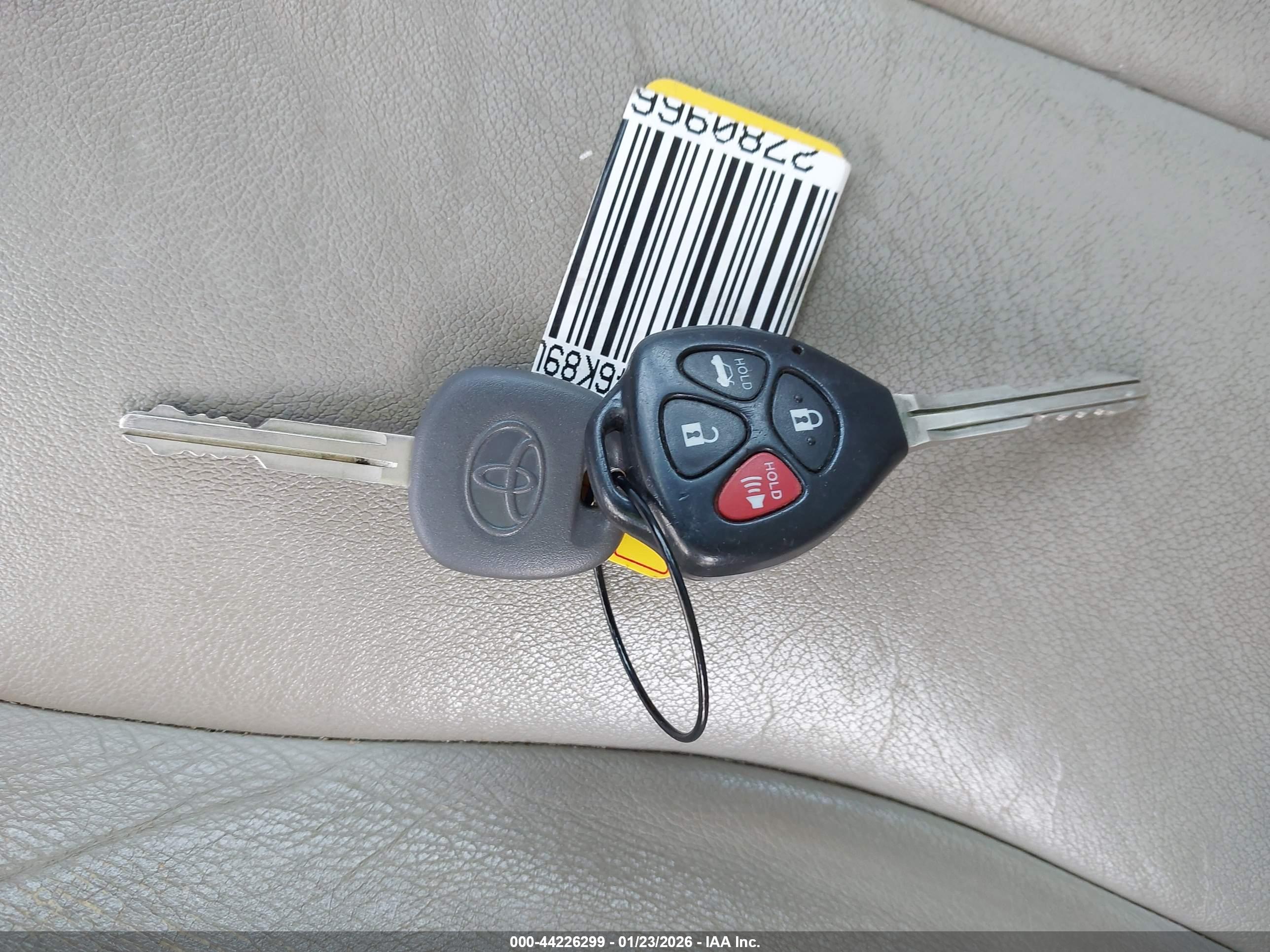 TOYOTA CAMRY image 11