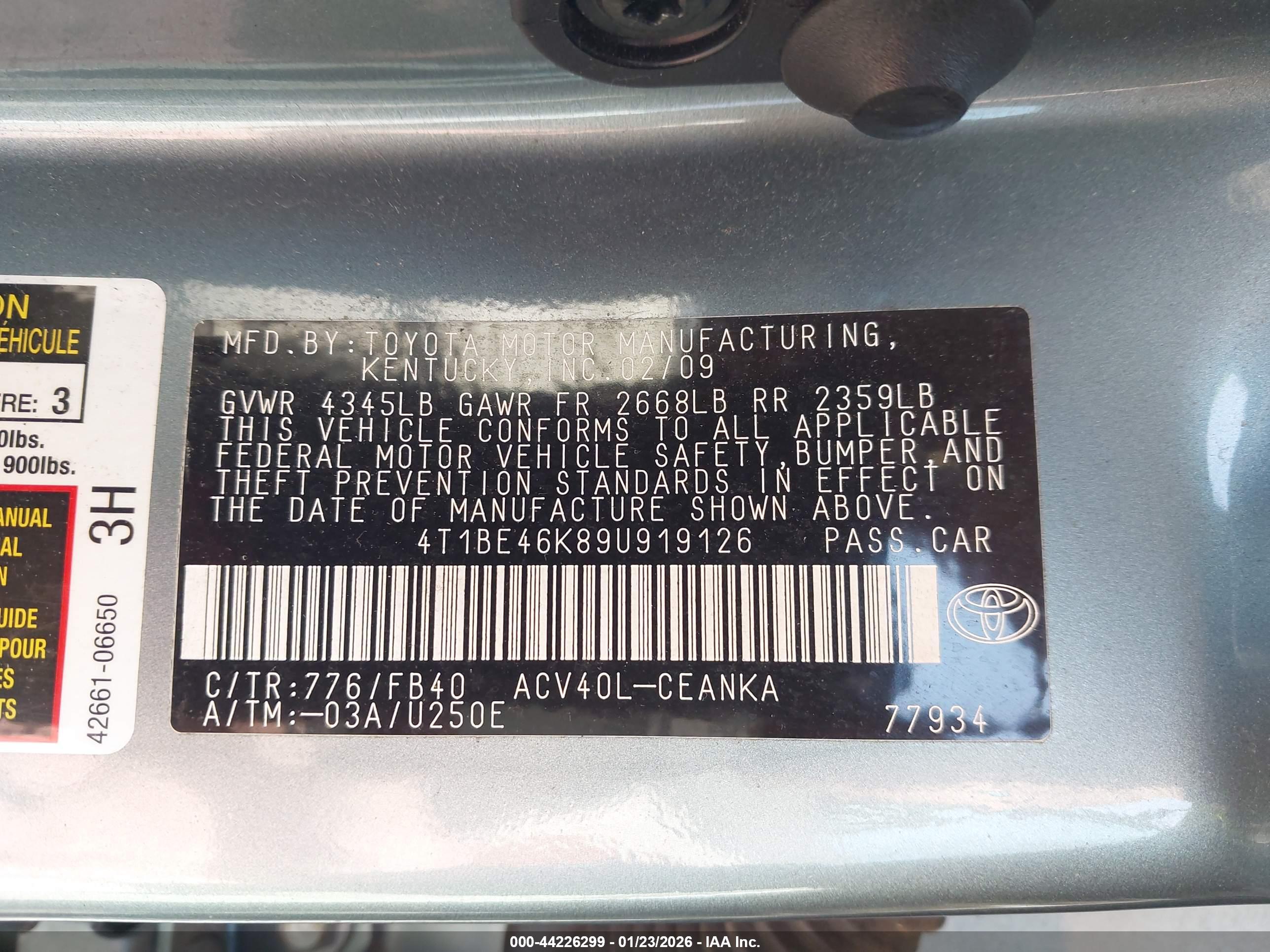 TOYOTA CAMRY image 9