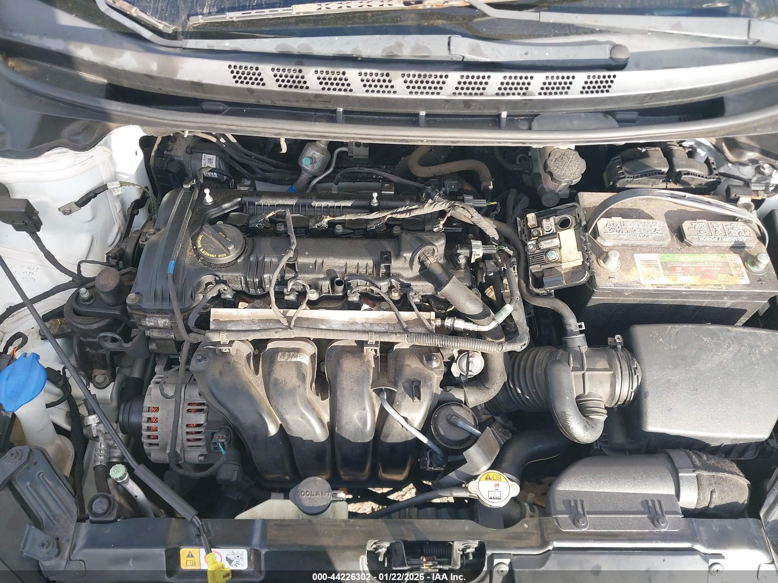 HYUNDAI ELANTRA image 10