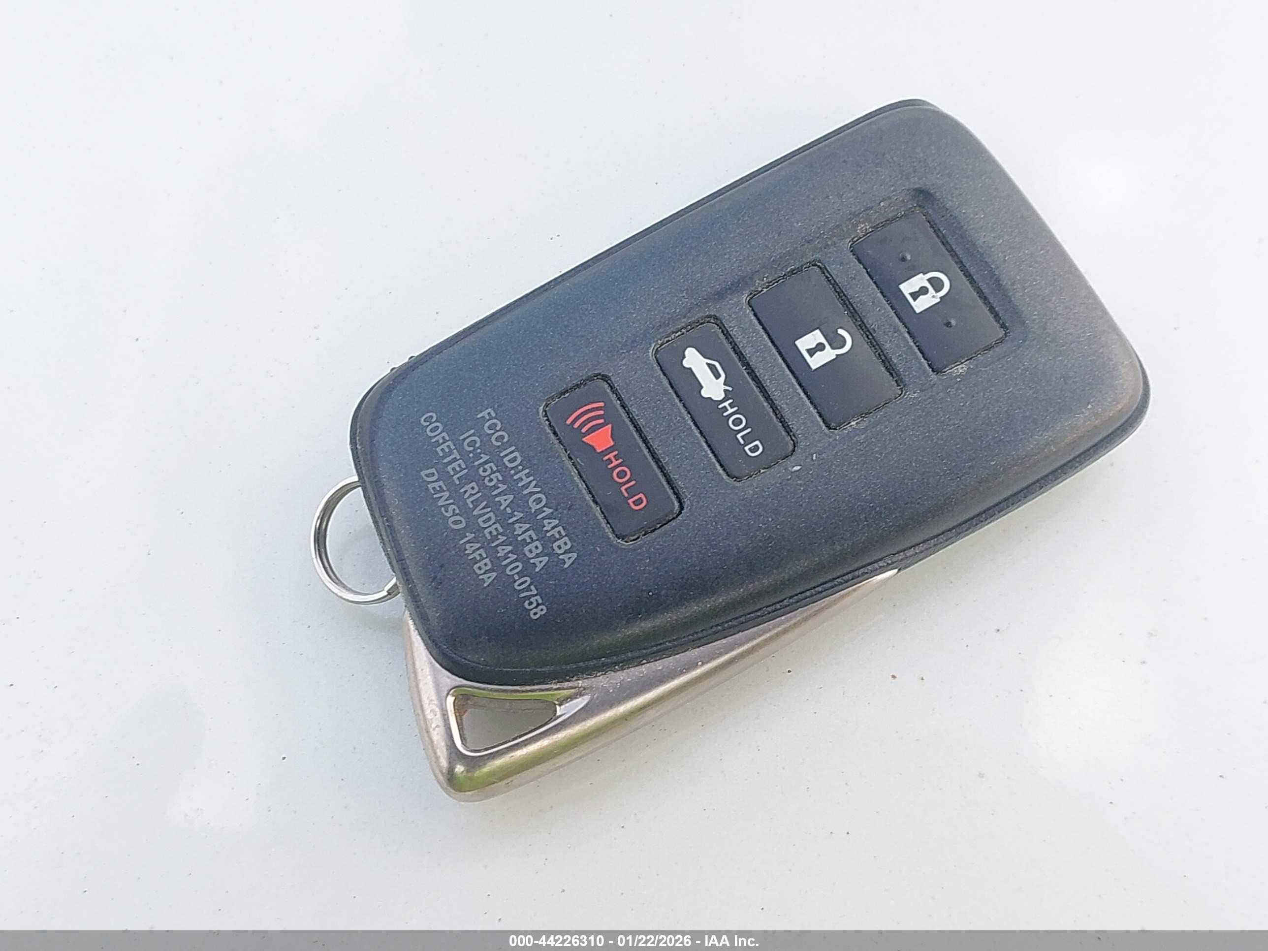 LEXUS ES image 11