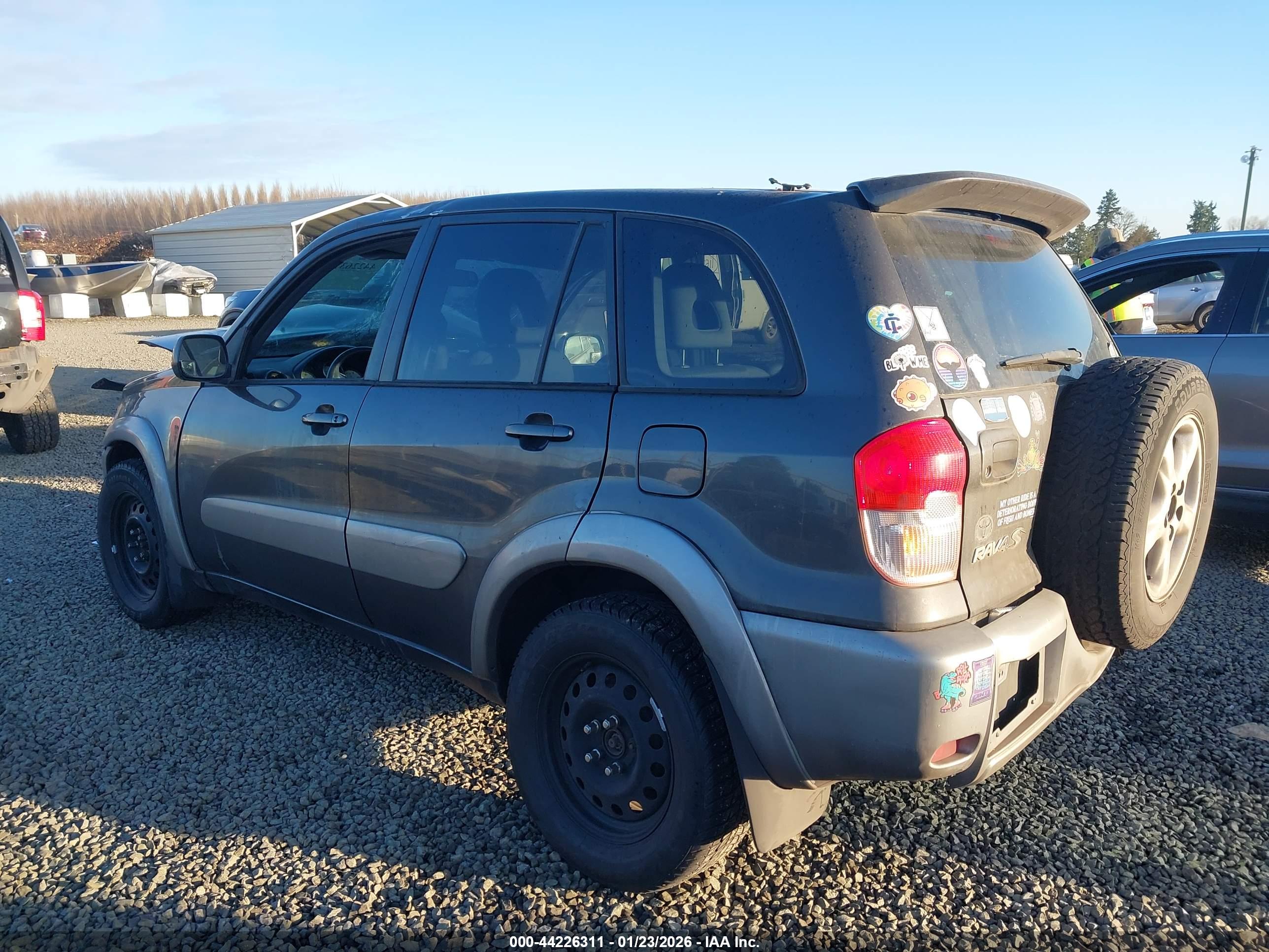 TOYOTA RAV4 image 3