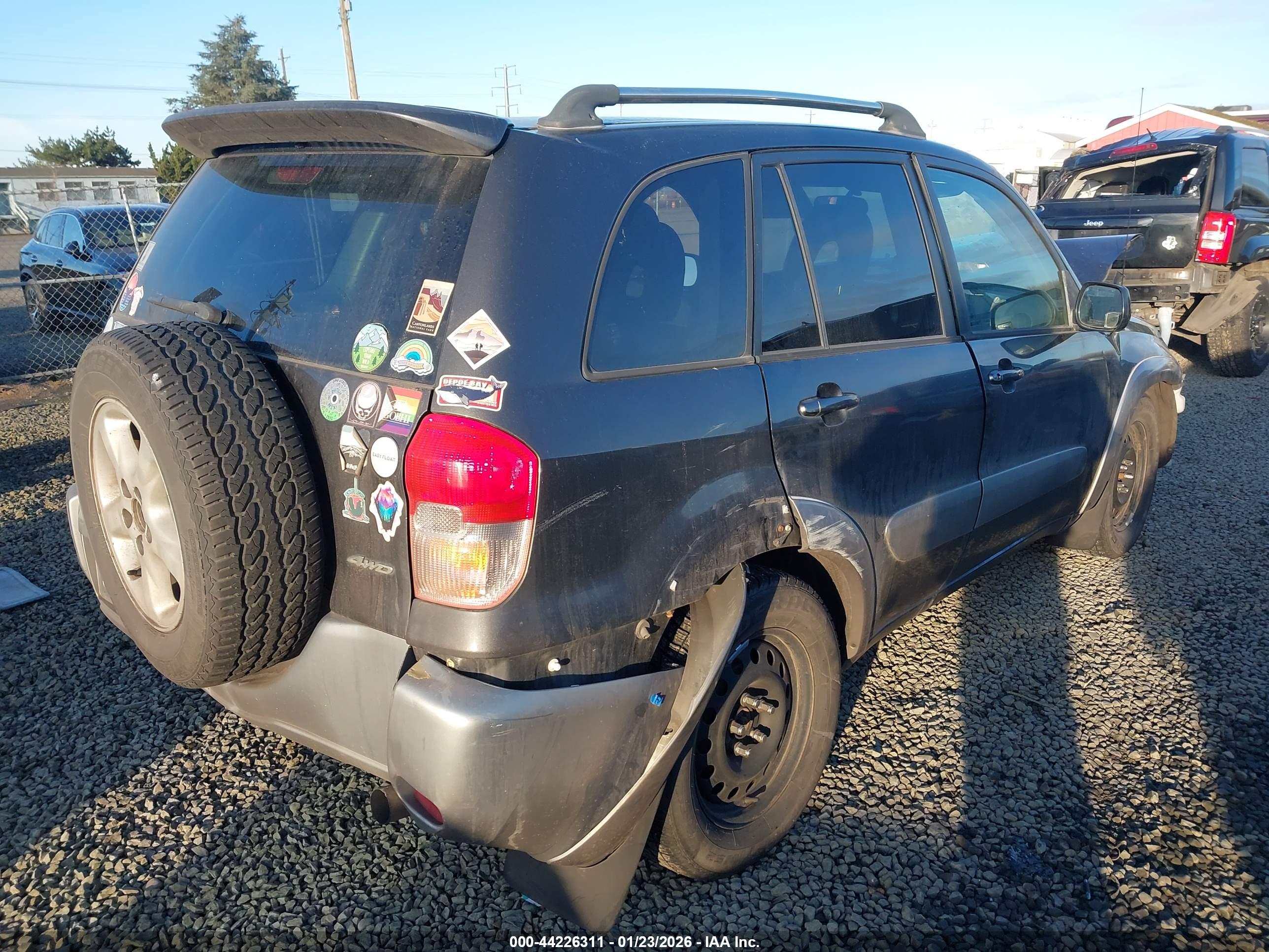 TOYOTA RAV4 image 4