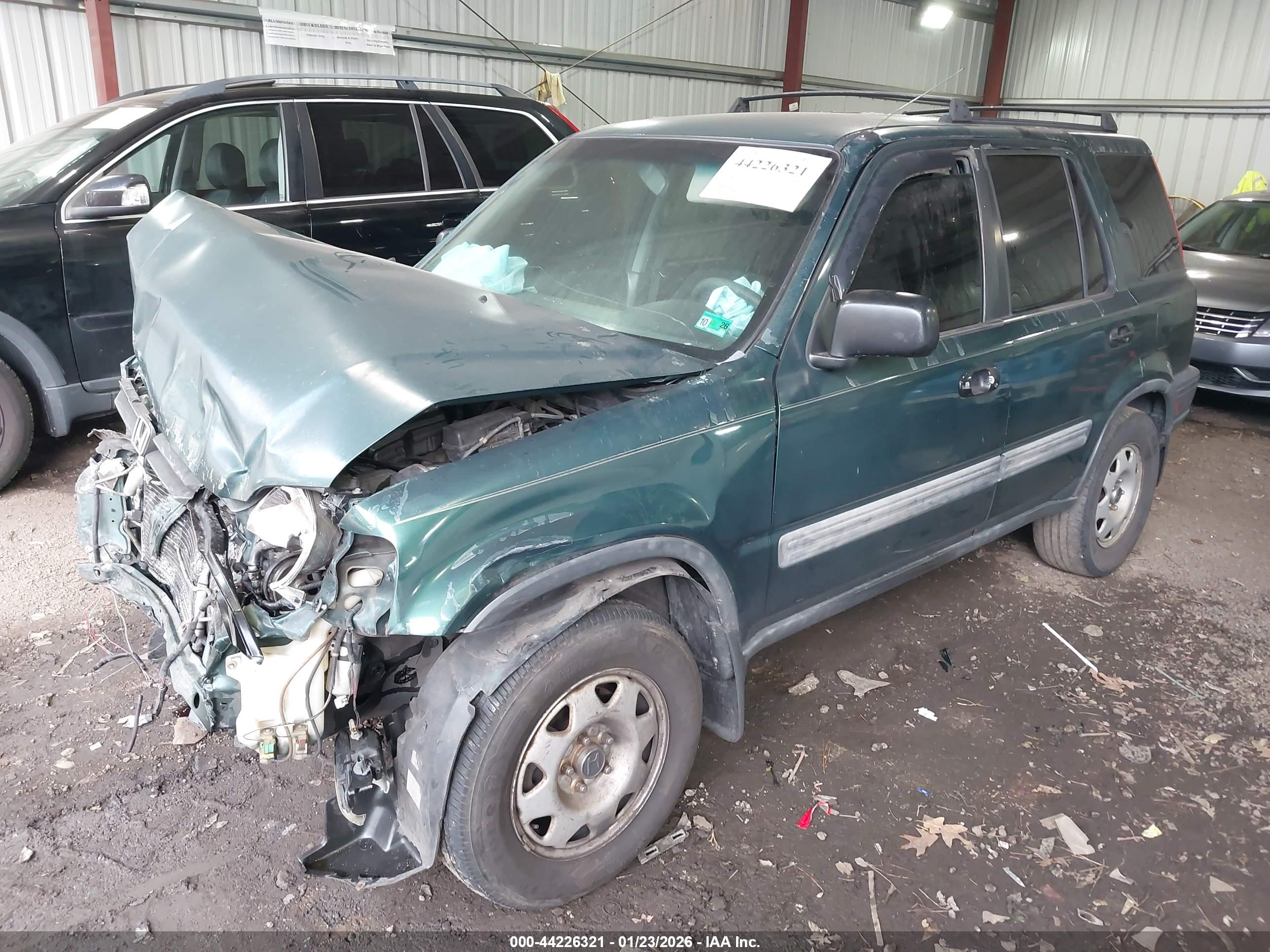 HONDA CR-V image 2