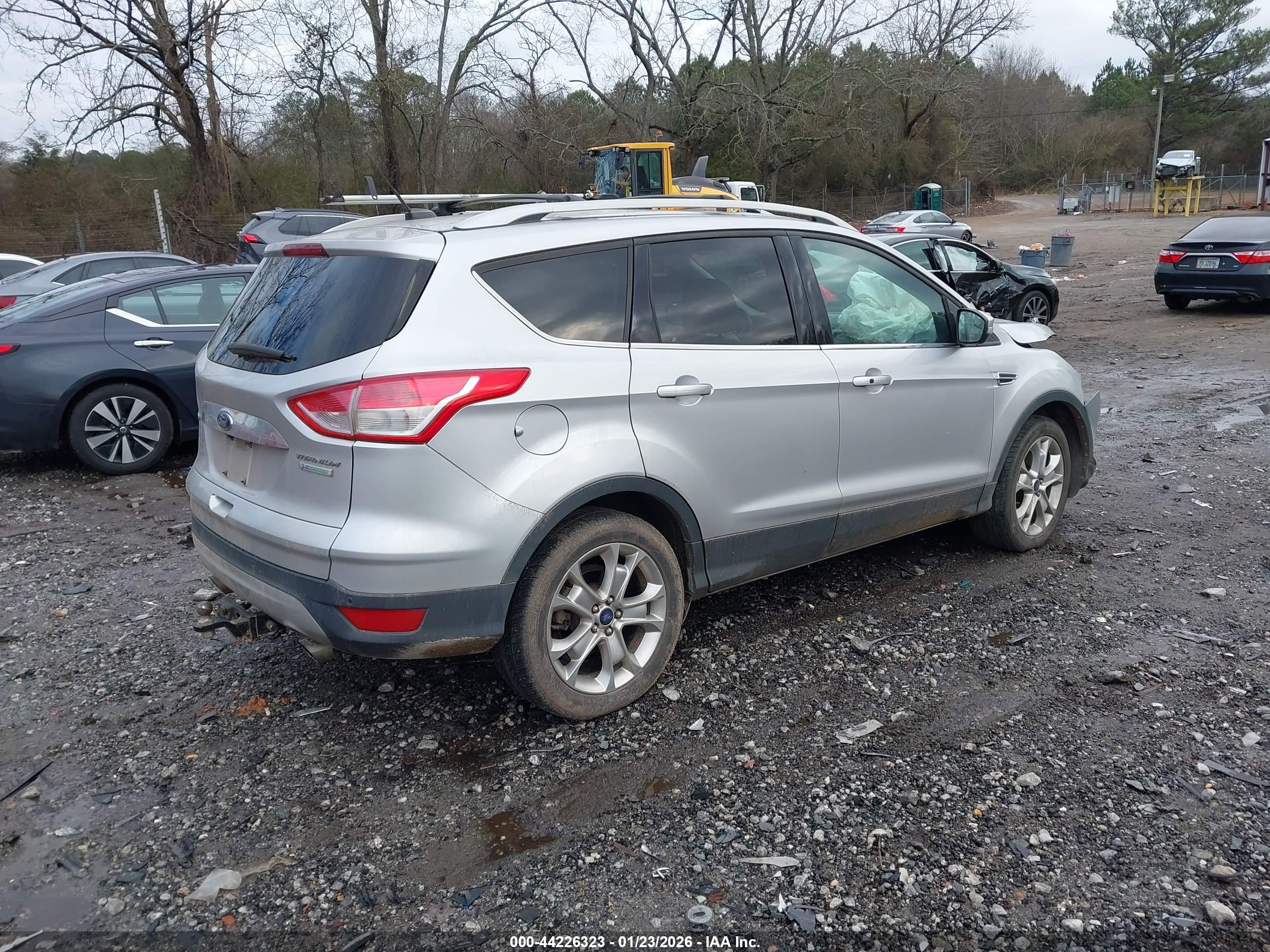 FORD ESCAPE image 4