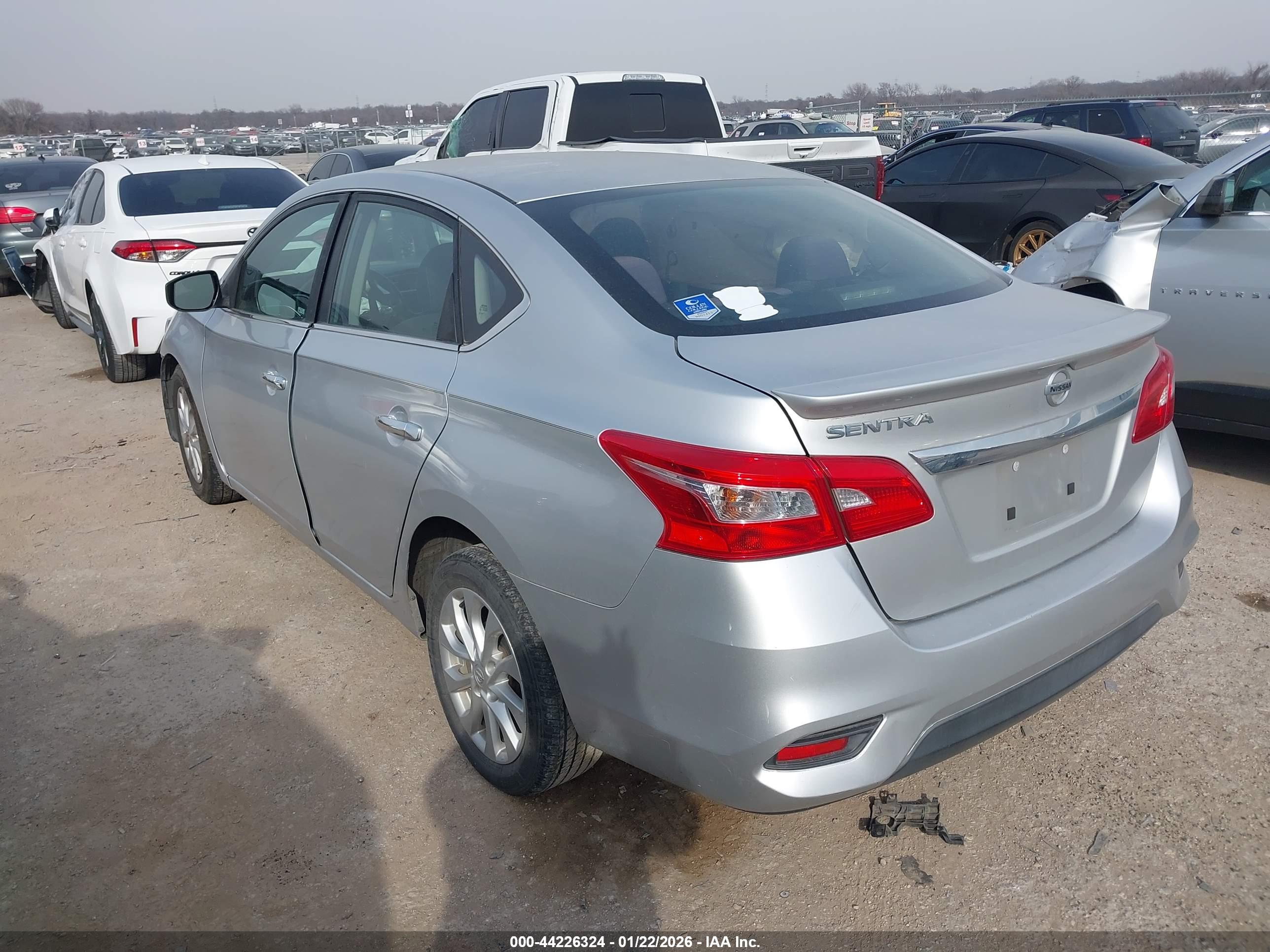 NISSAN SENTRA image 3